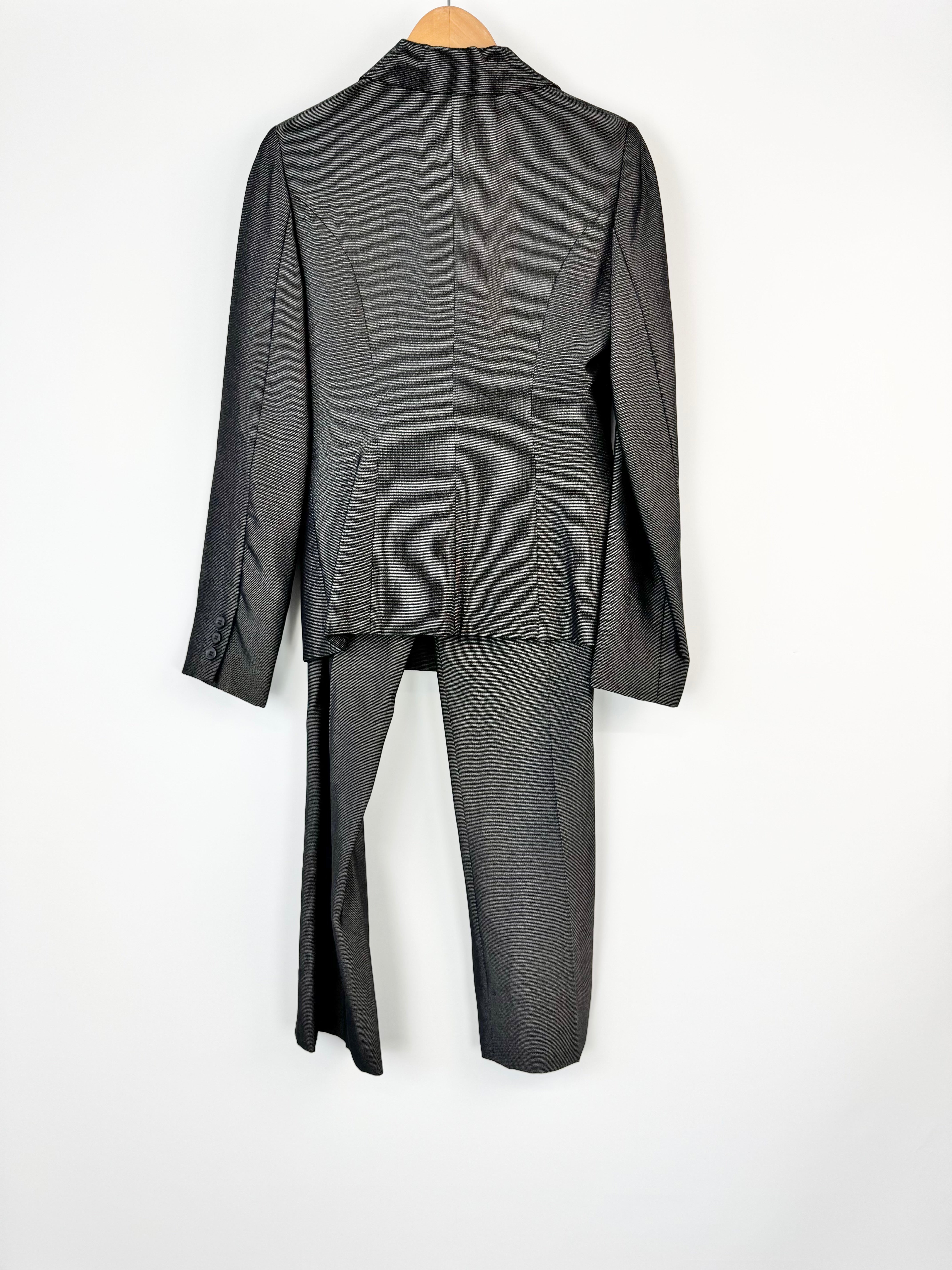 Go Black & White Microdot Suit - AU8