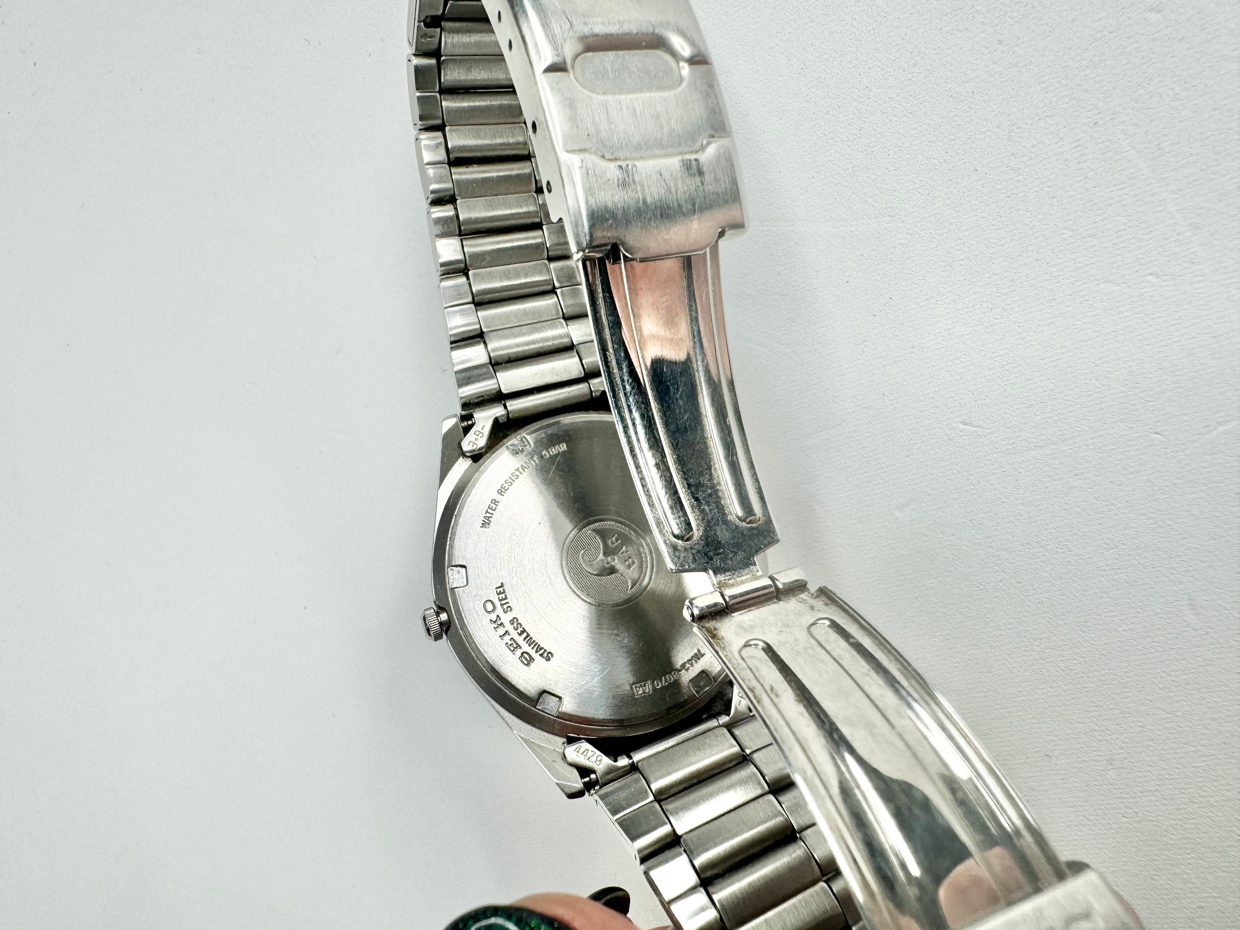 Seiko Stainless Steel 7N42-8070 Watch