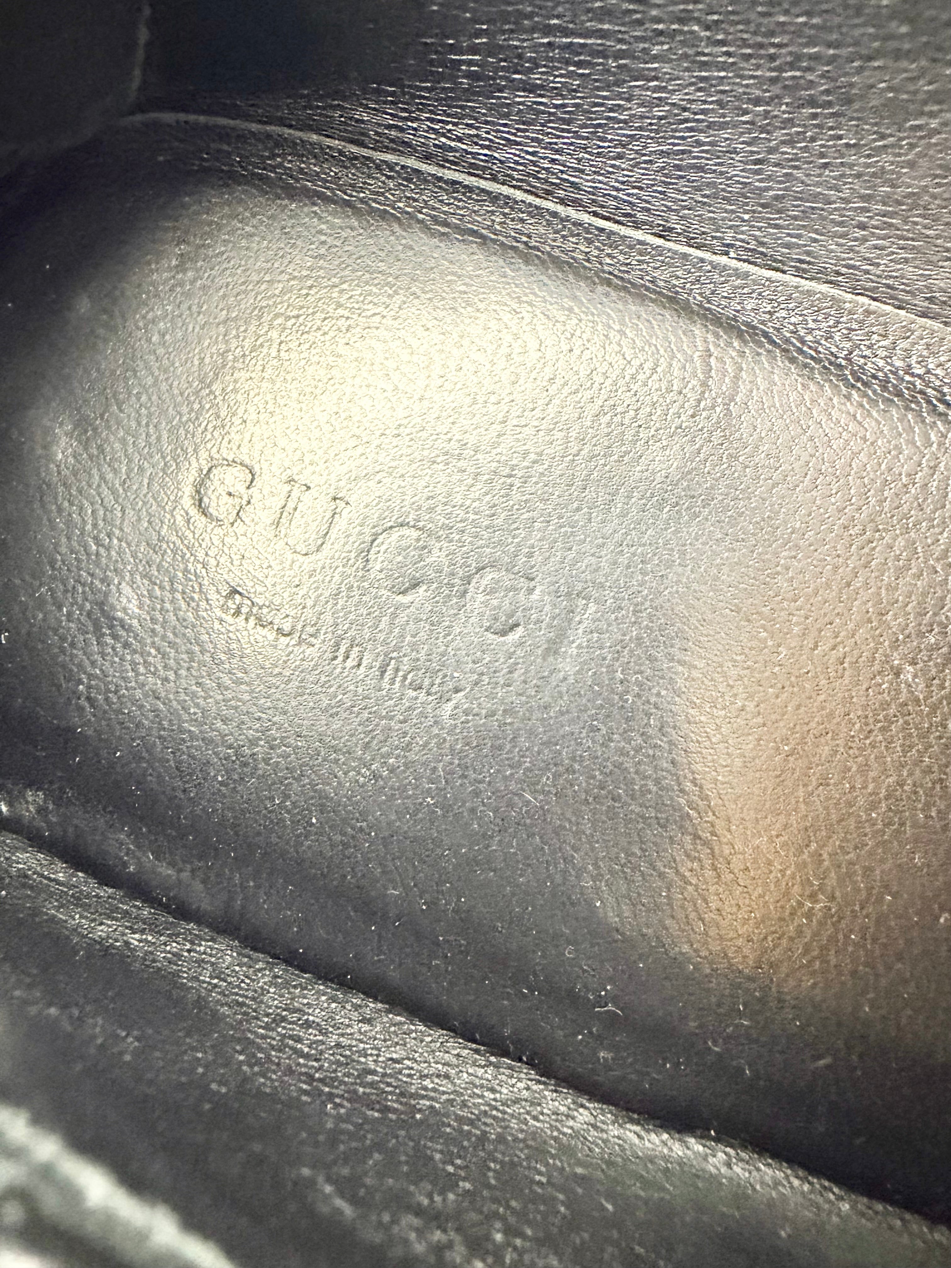 Gucci Black Leather 'Jordaan' Loafer with Gold Horsebit - EU38