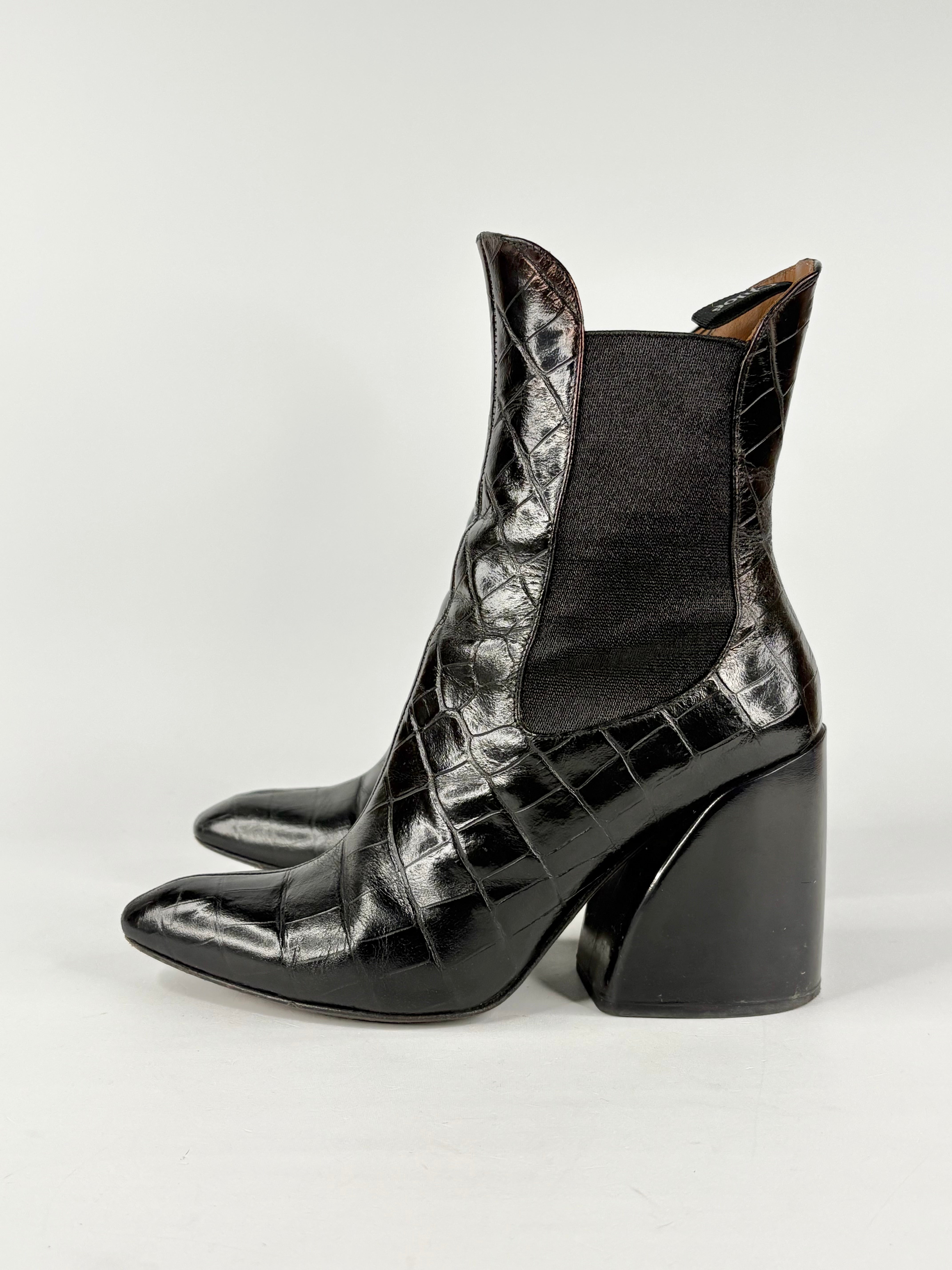Chloé Black Leather Croc-Embossed Wave Boots - EU37.5