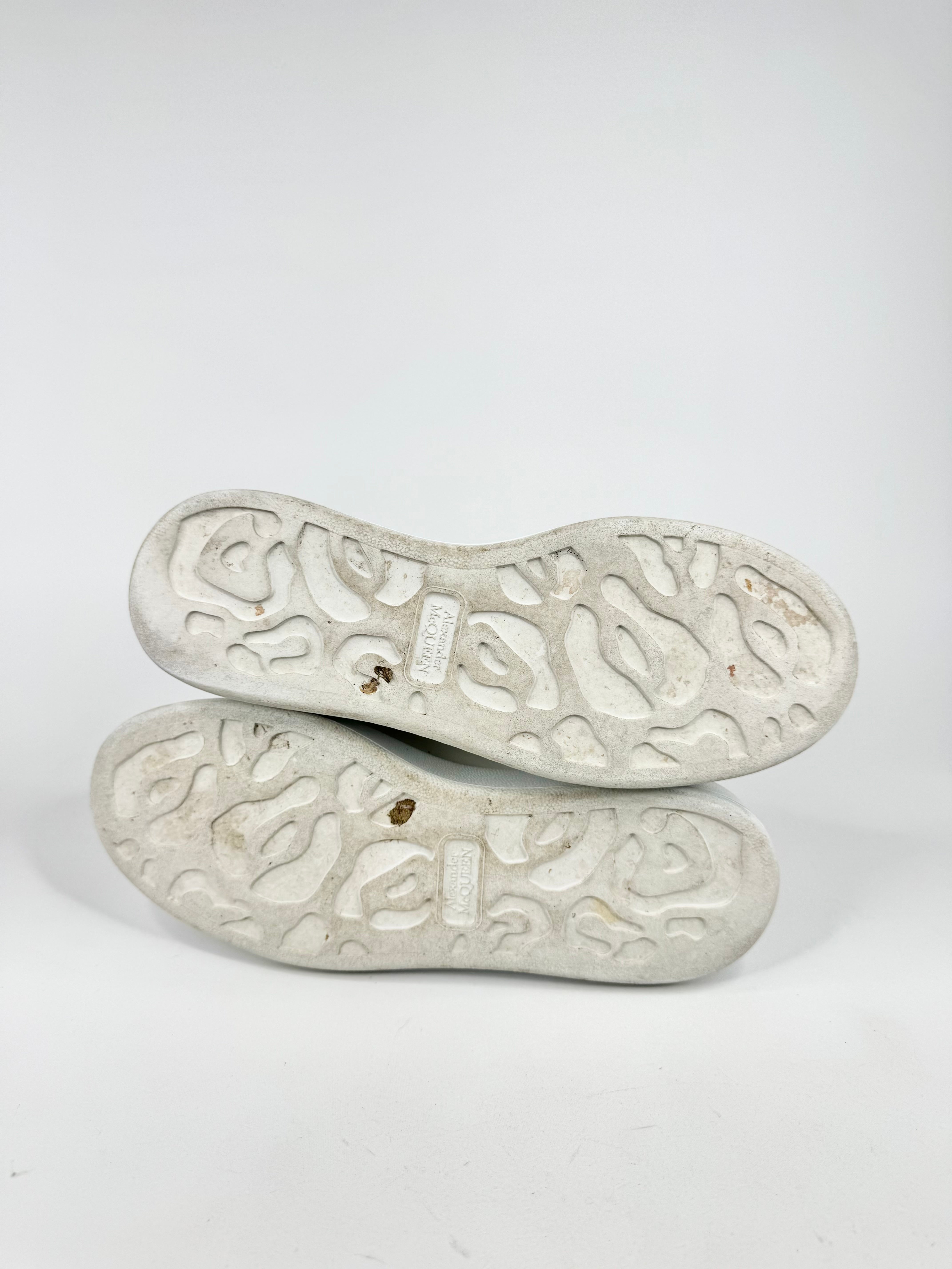 Alexander McQueen White Black Suede Trim Oversized Sneakers - EU37