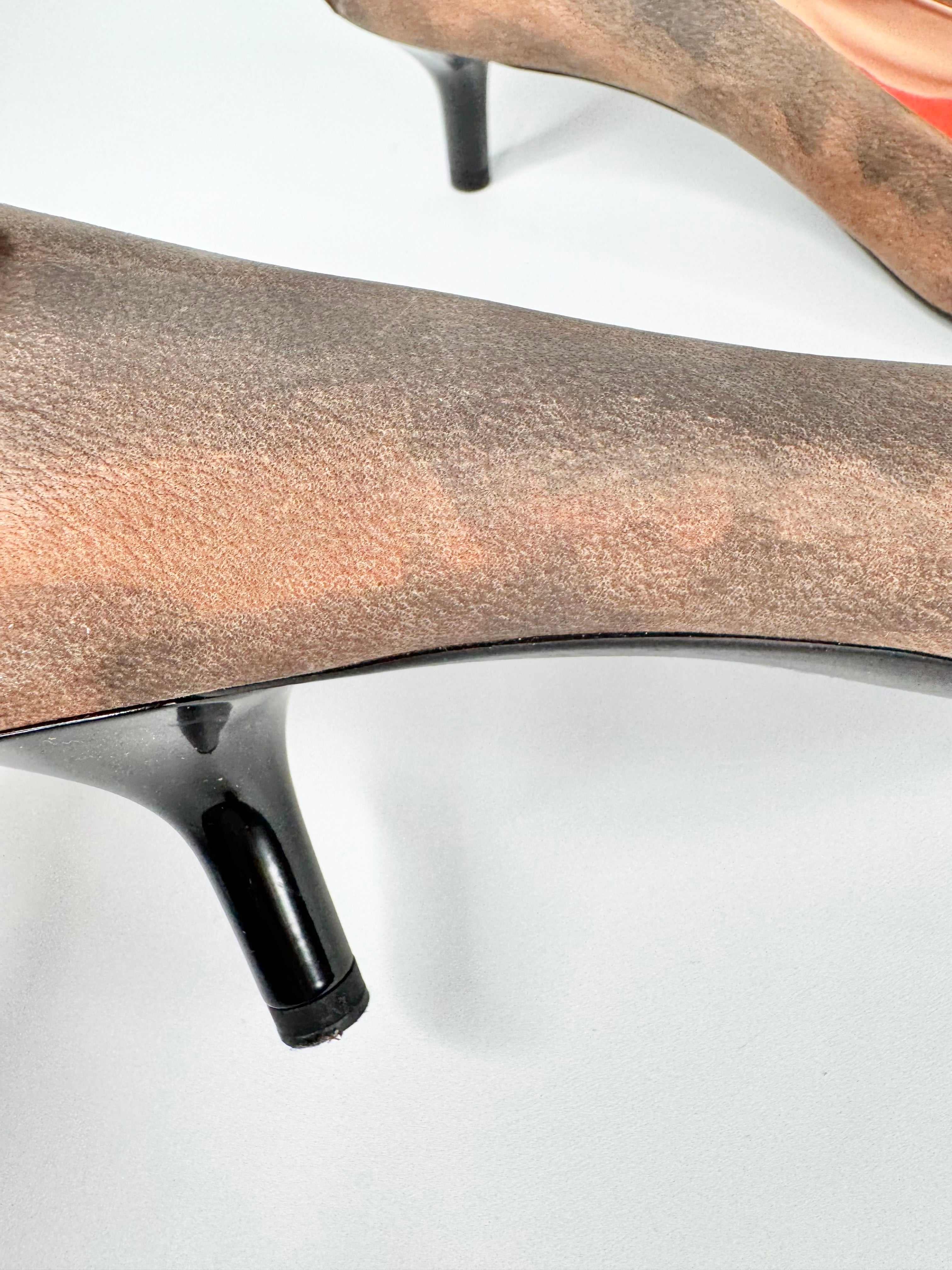 Tod's Deep Brown Distressed Leather Pumps - EU40