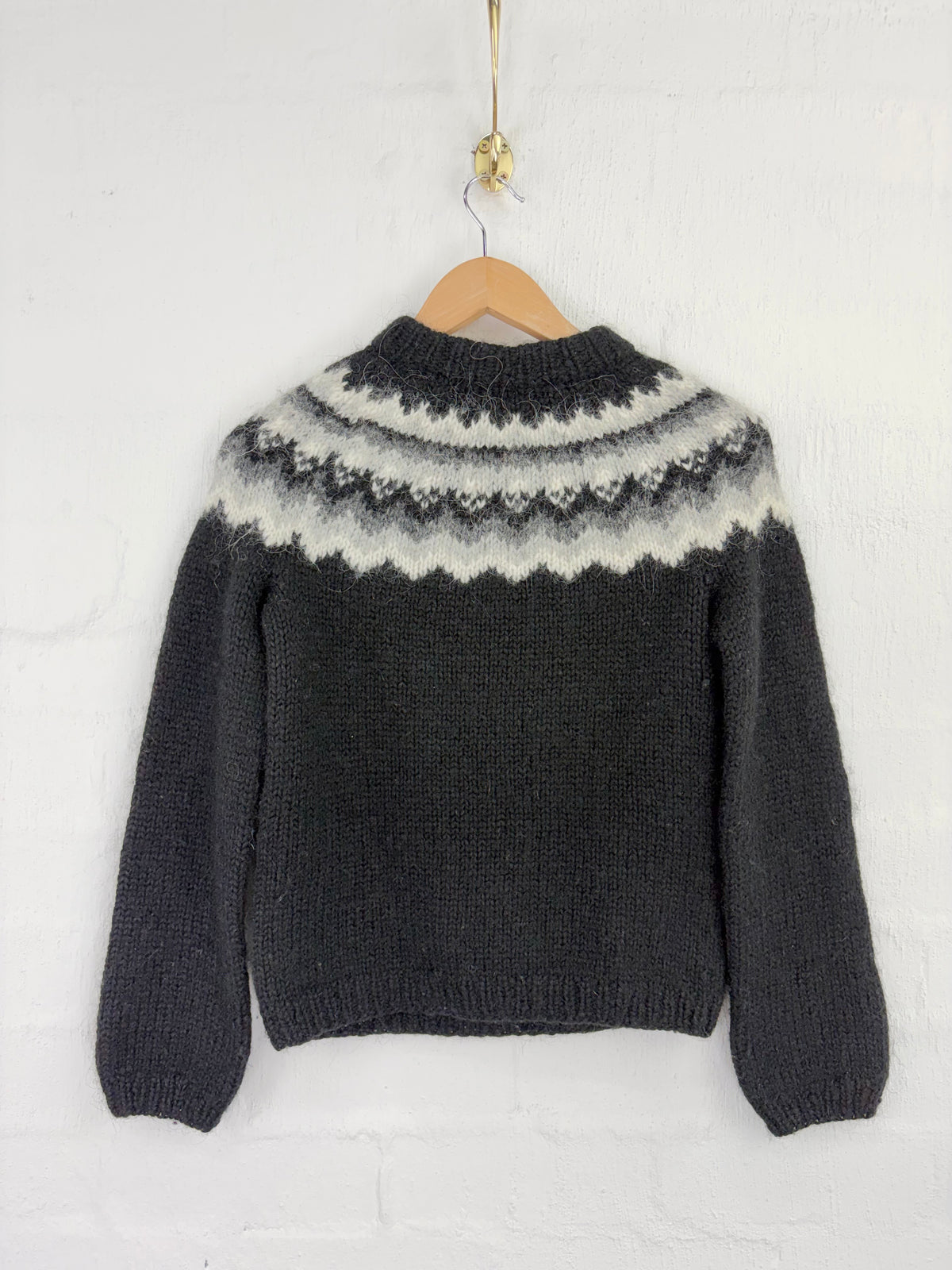 The Hand Knitting Association of Iceland Black, Grey & Cream Patterned Hand Knitted Jumper AU8/10