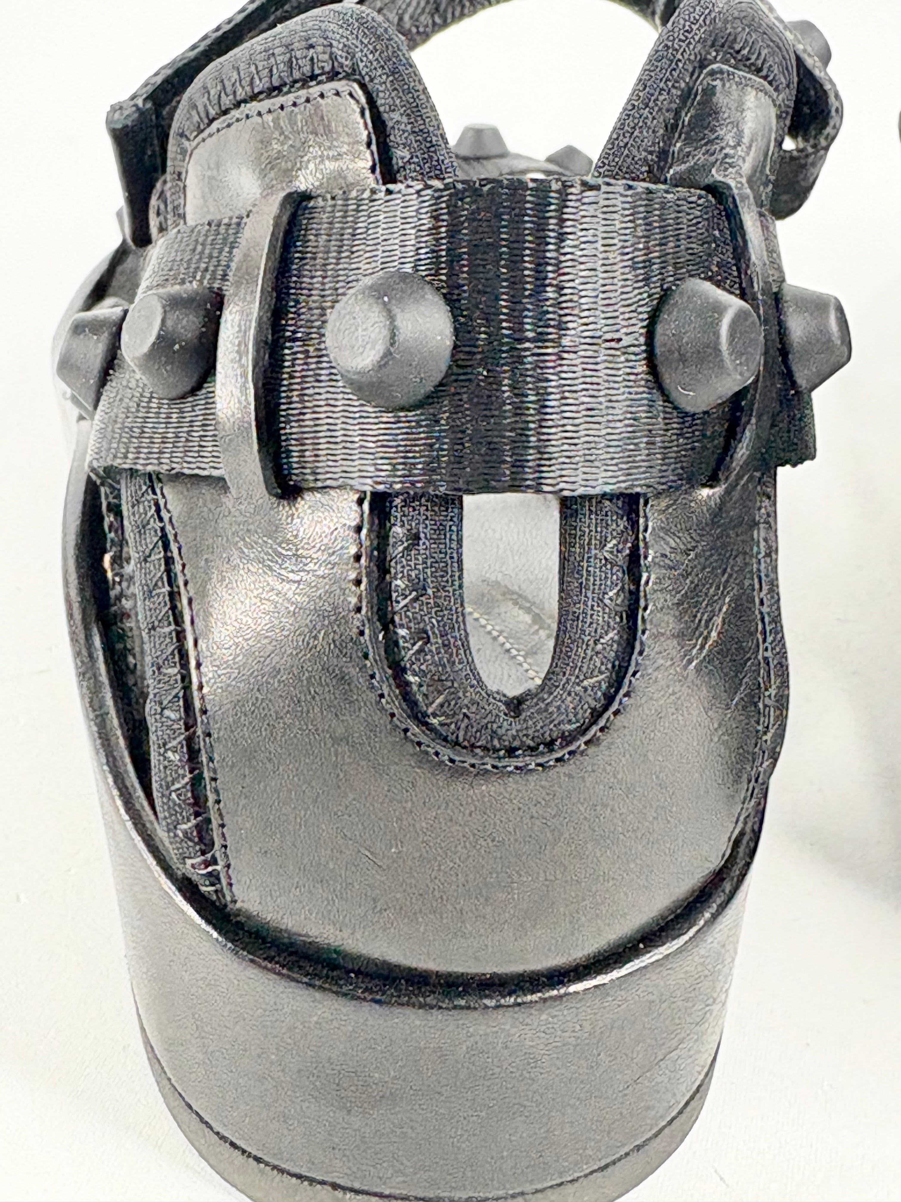 Balenciaga Black Leather 'Arena' Sandals - EU40.5