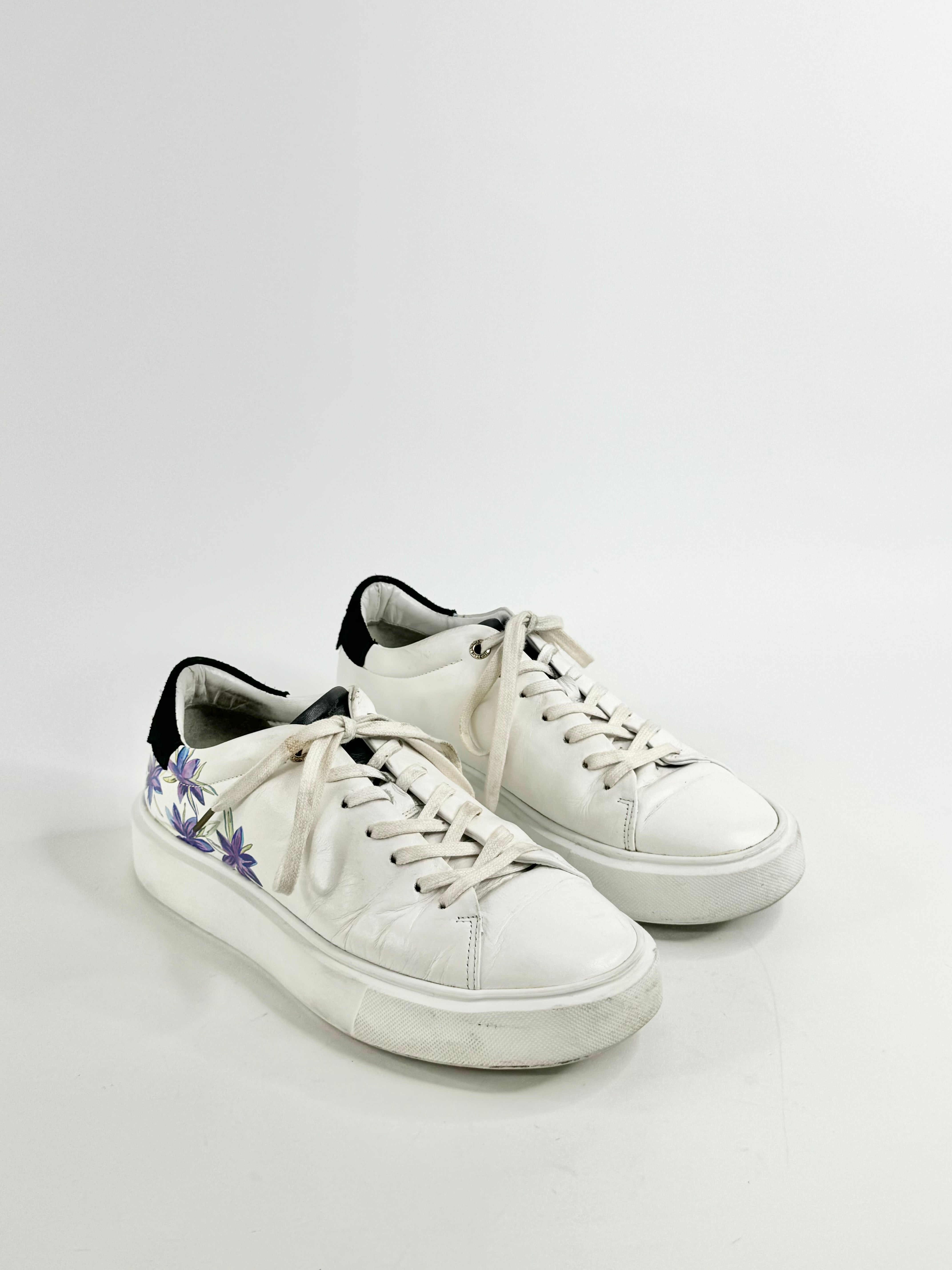 Ted Baker White Floral Painted Lace Ups - EU40
