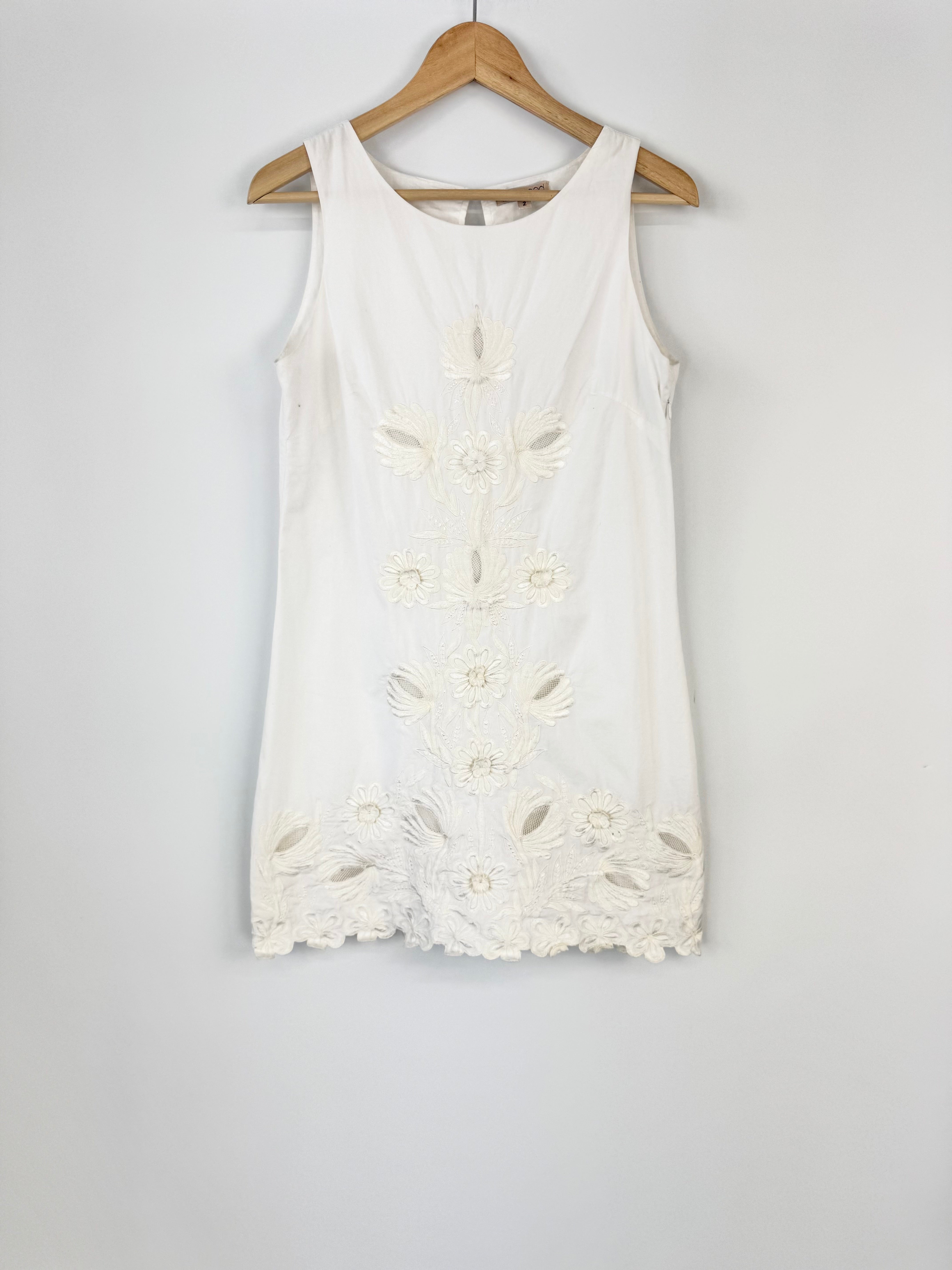 Fleur Wood White Lace & Applique A-Line Dress - AU8