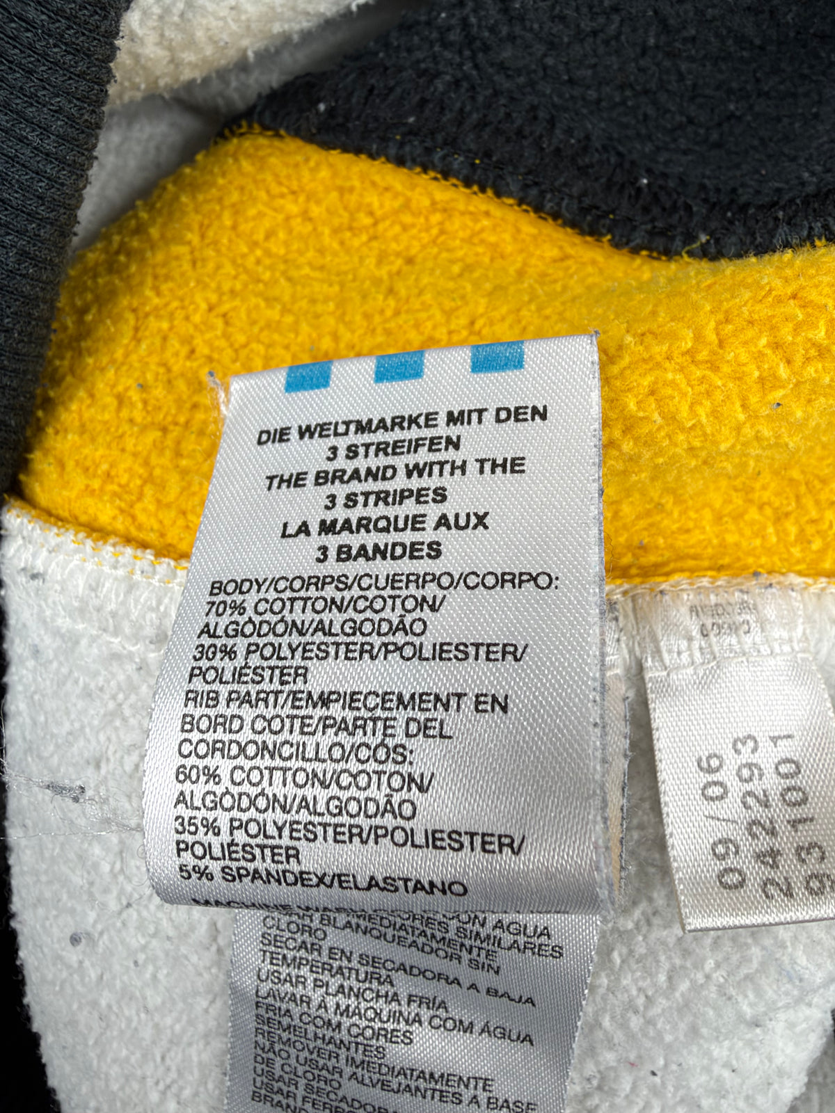 Vintage Adidas White Black & Yellow Sweatshirt - 3XL