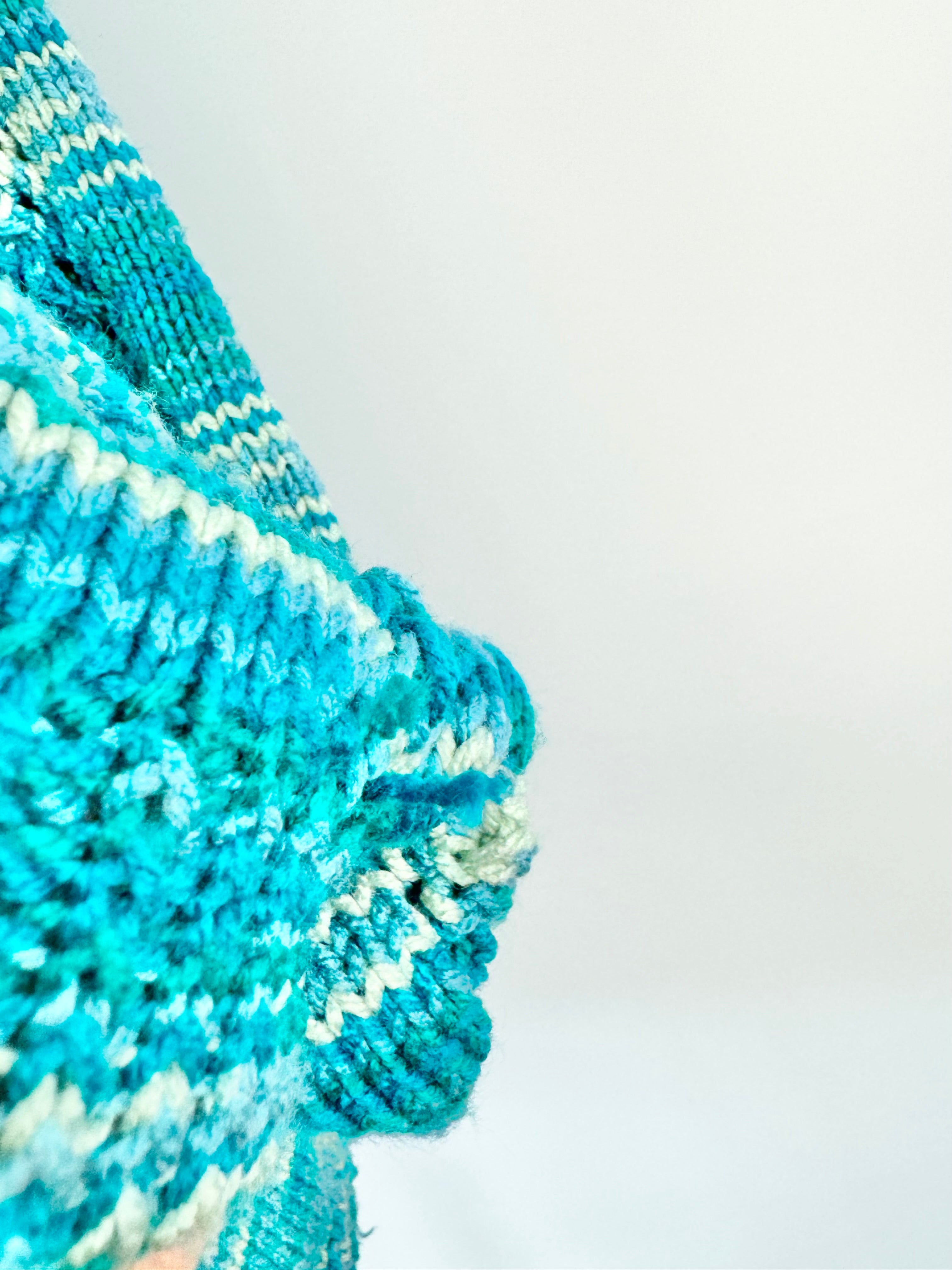 Hand Made Blue Acrylic Puff Sleeve Jumper - AU8/10