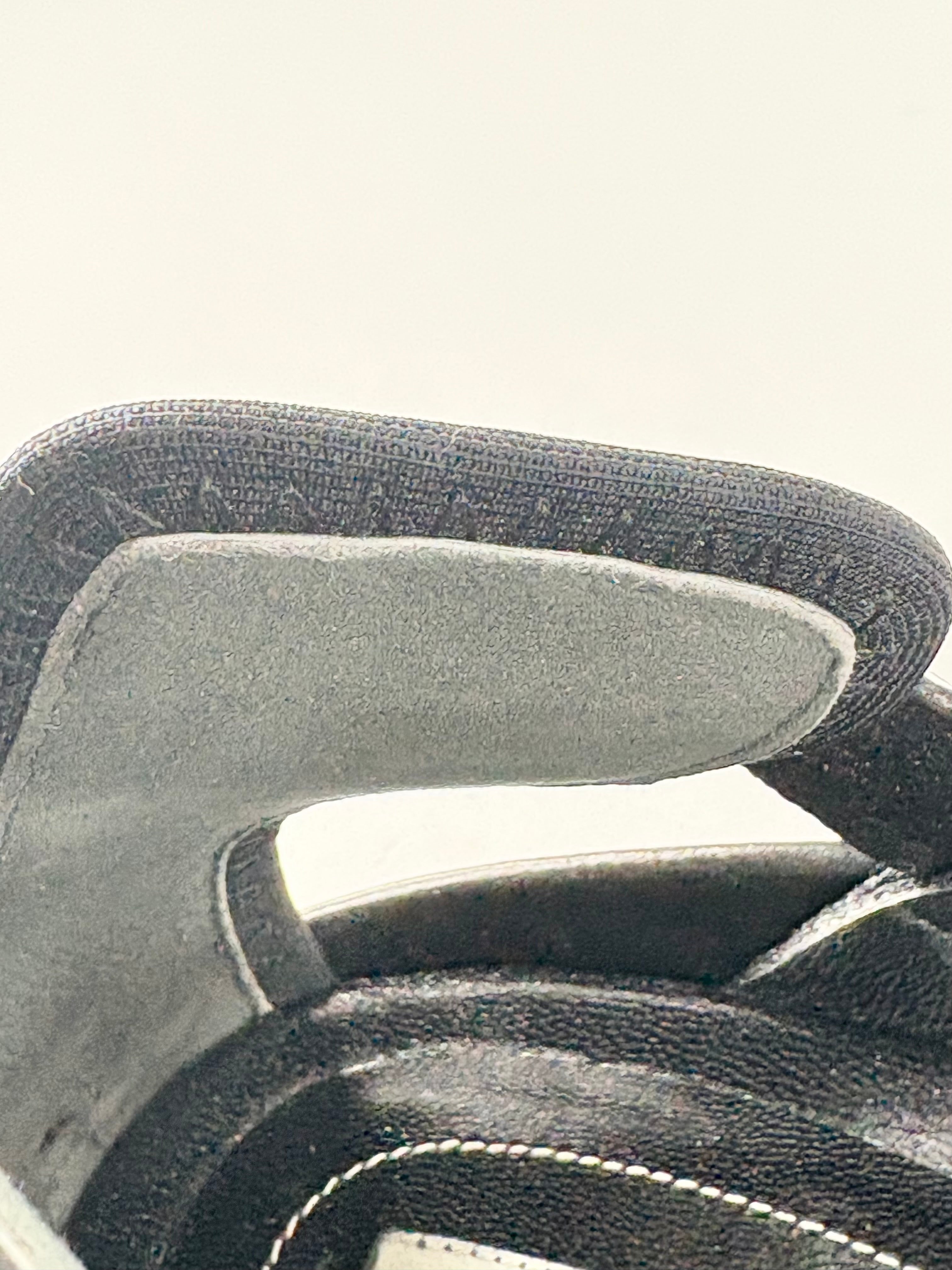 Balenciaga Black Leather 'Arena' Sandals - EU40.5