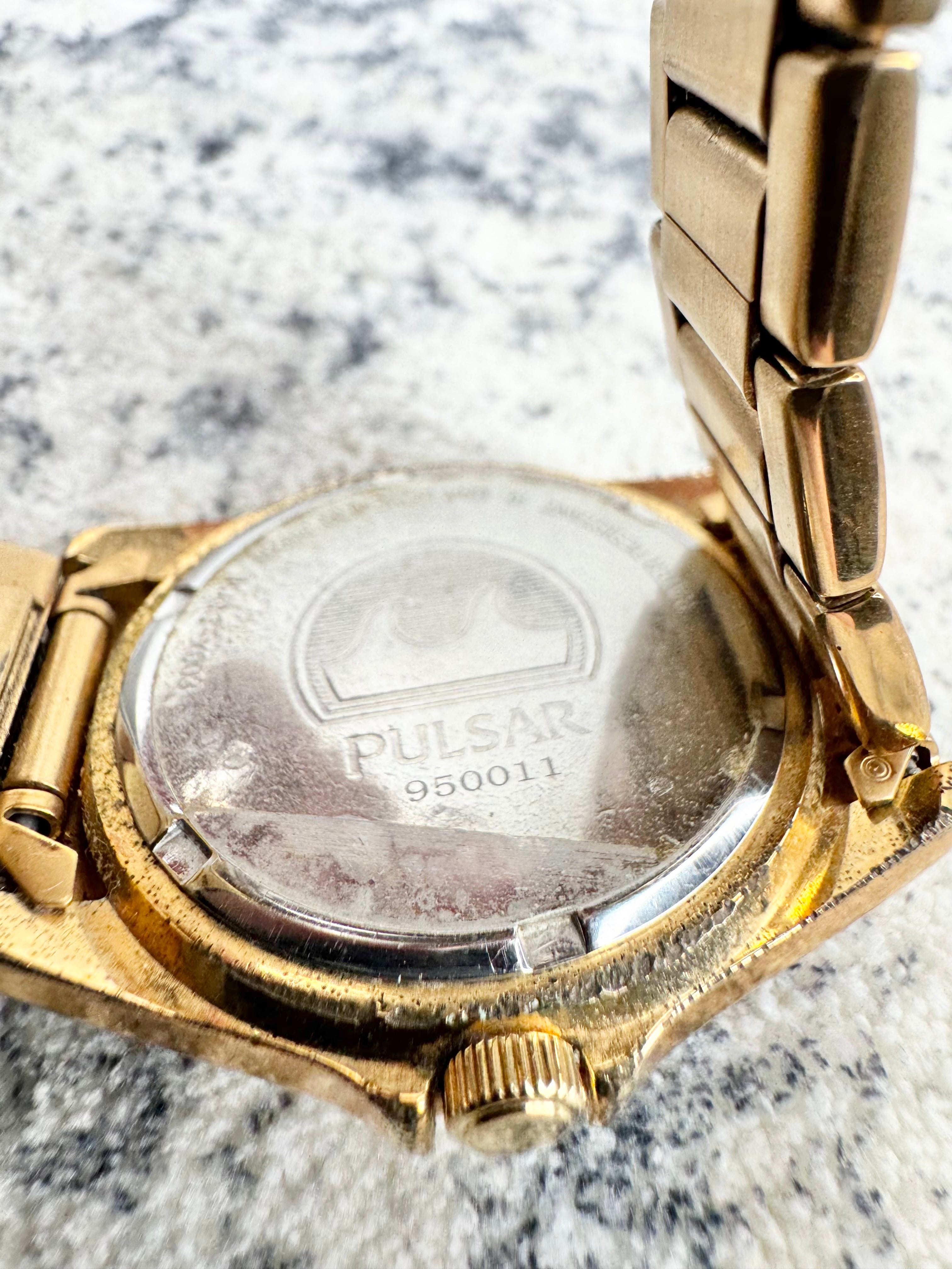 Pulsar Gold Toned Watch Vj33-X004 Watch