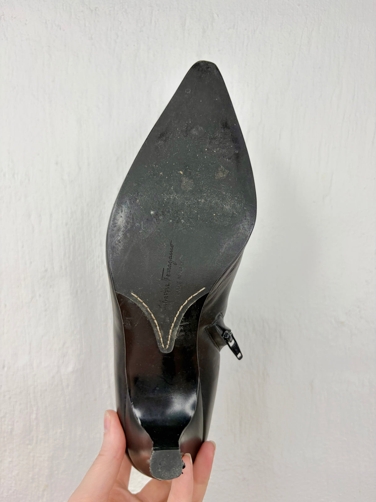 Salvatore Ferragamo Smooth Black Leather Pointed Toe Ankle Boots - EU40