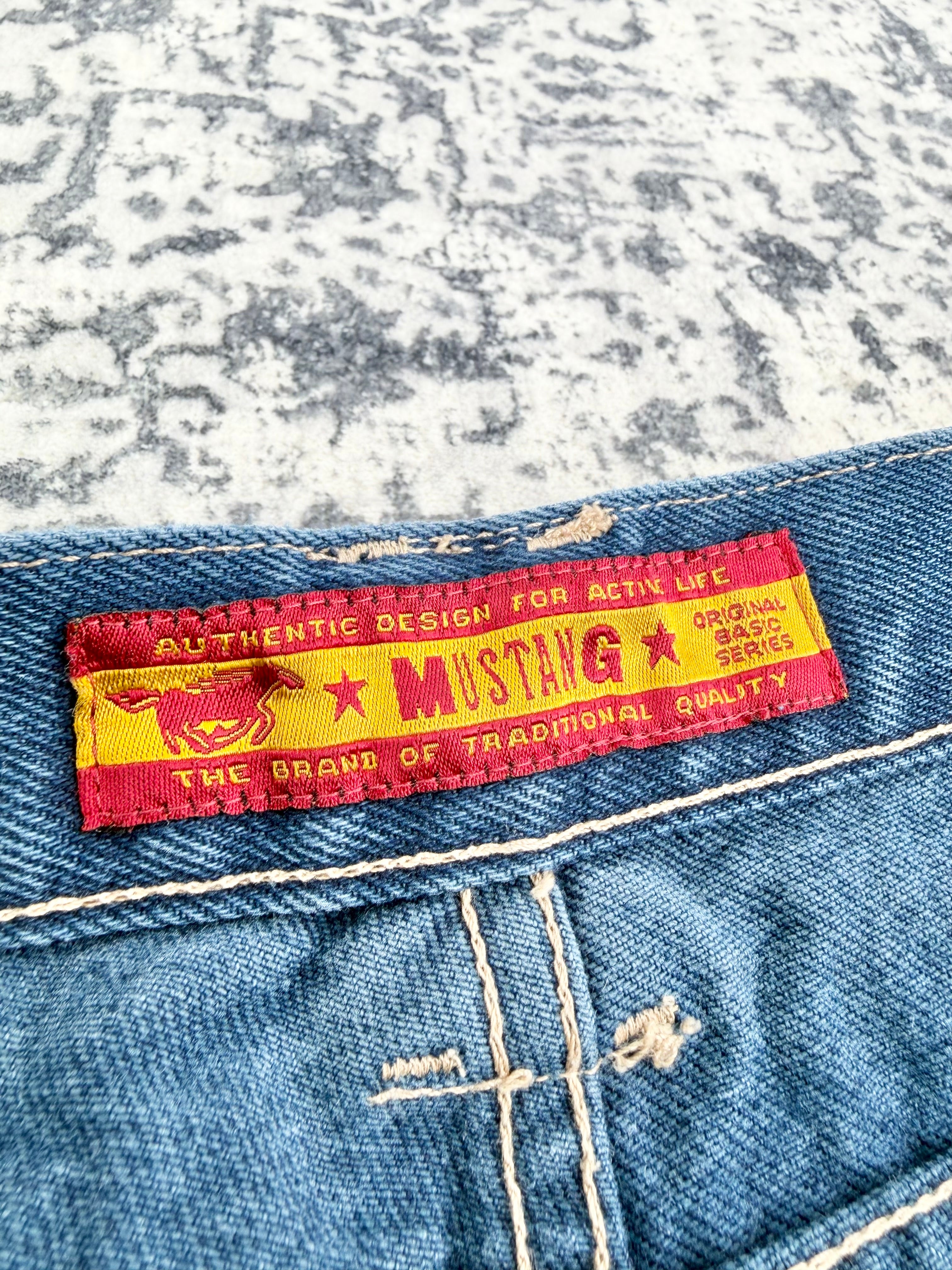 Mustang Blue Denim Button Up Jeans - AU14