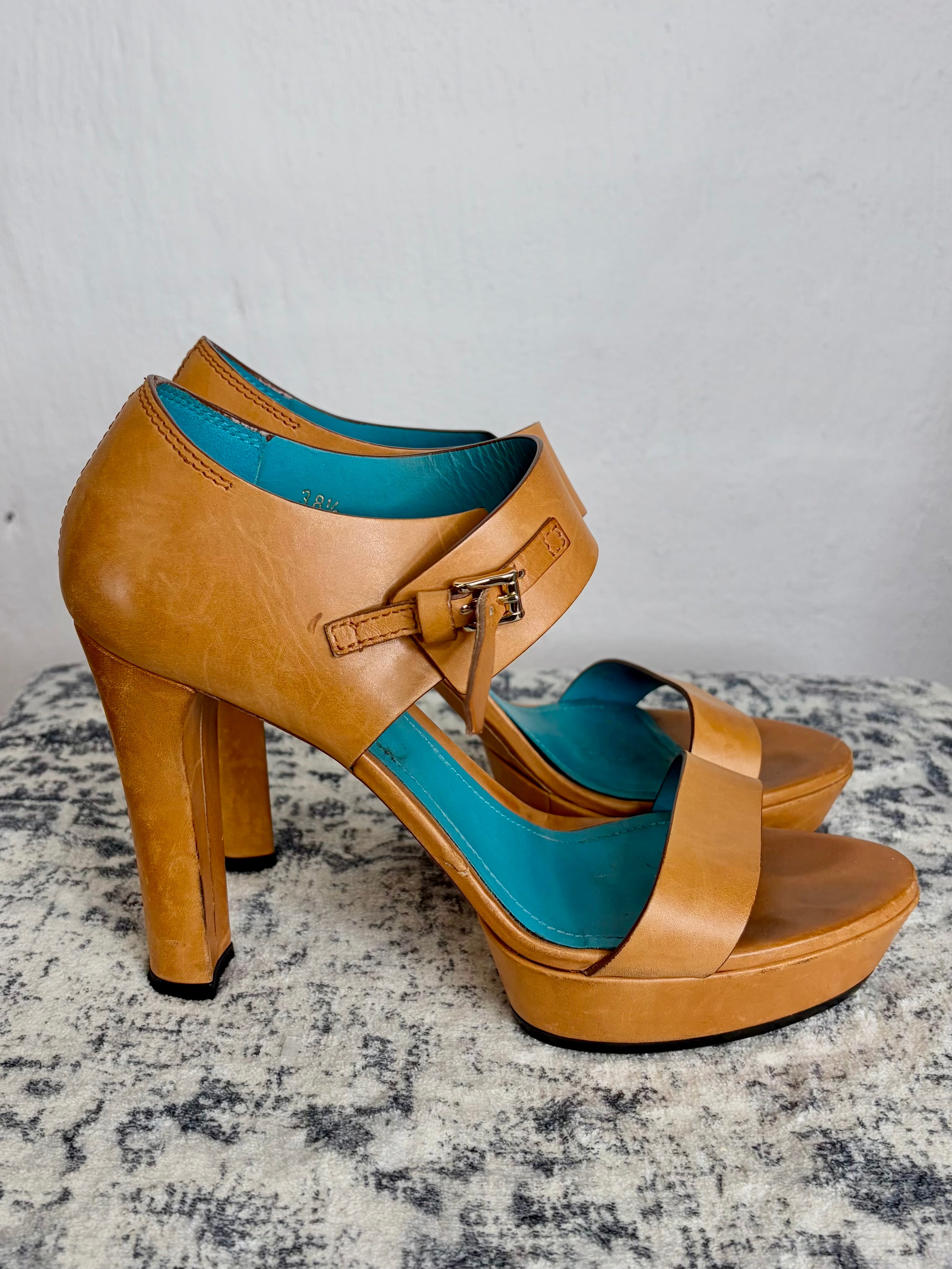 Tod's Brandy Leather Platform Heels - EU38.5