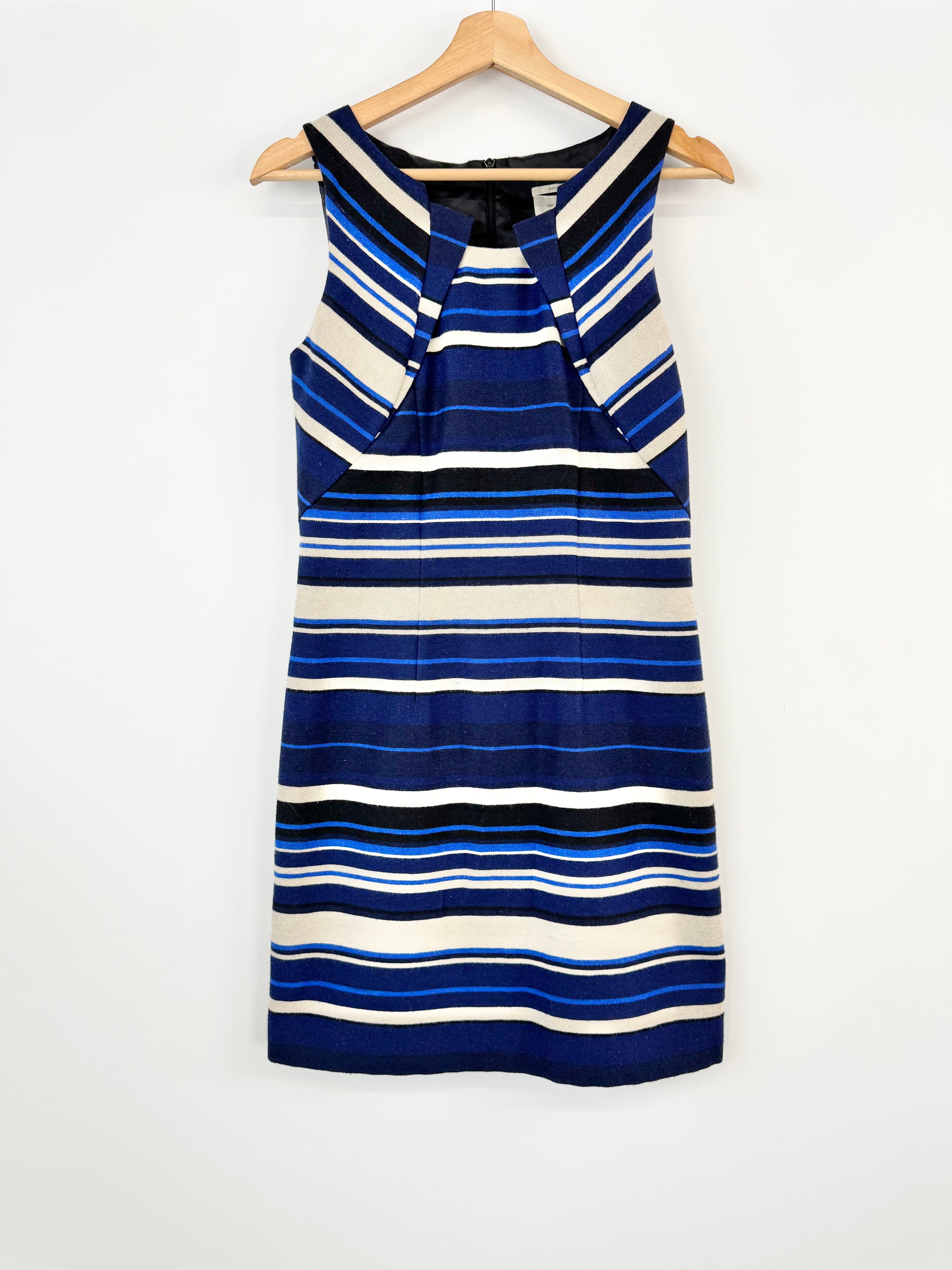 Veronika Maine Blue & Ivory Sleeveless Over The Knee Dress - AU6