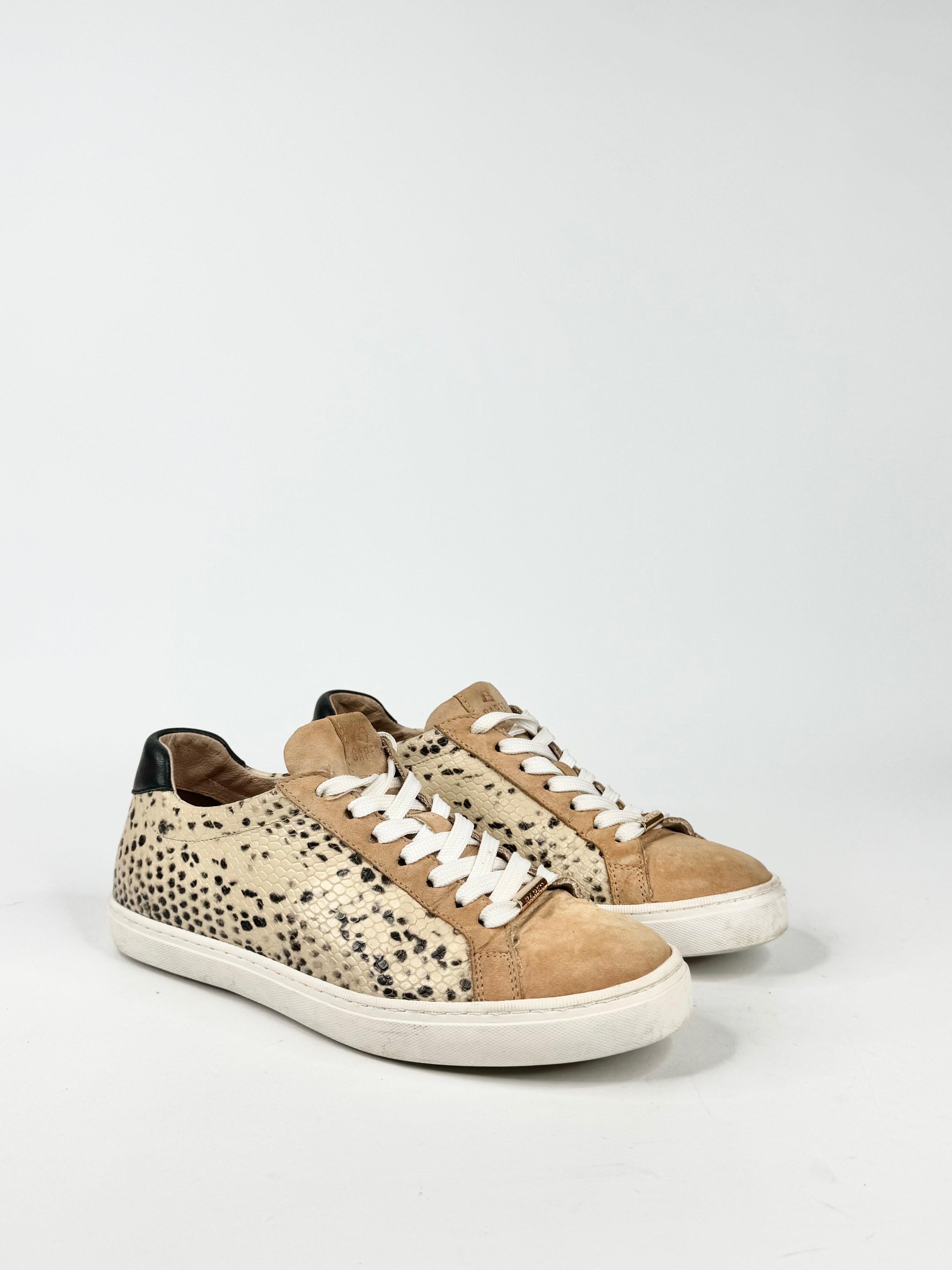 Bared Snakeskin Embossed Tan & Cream Lace Ups - EU37