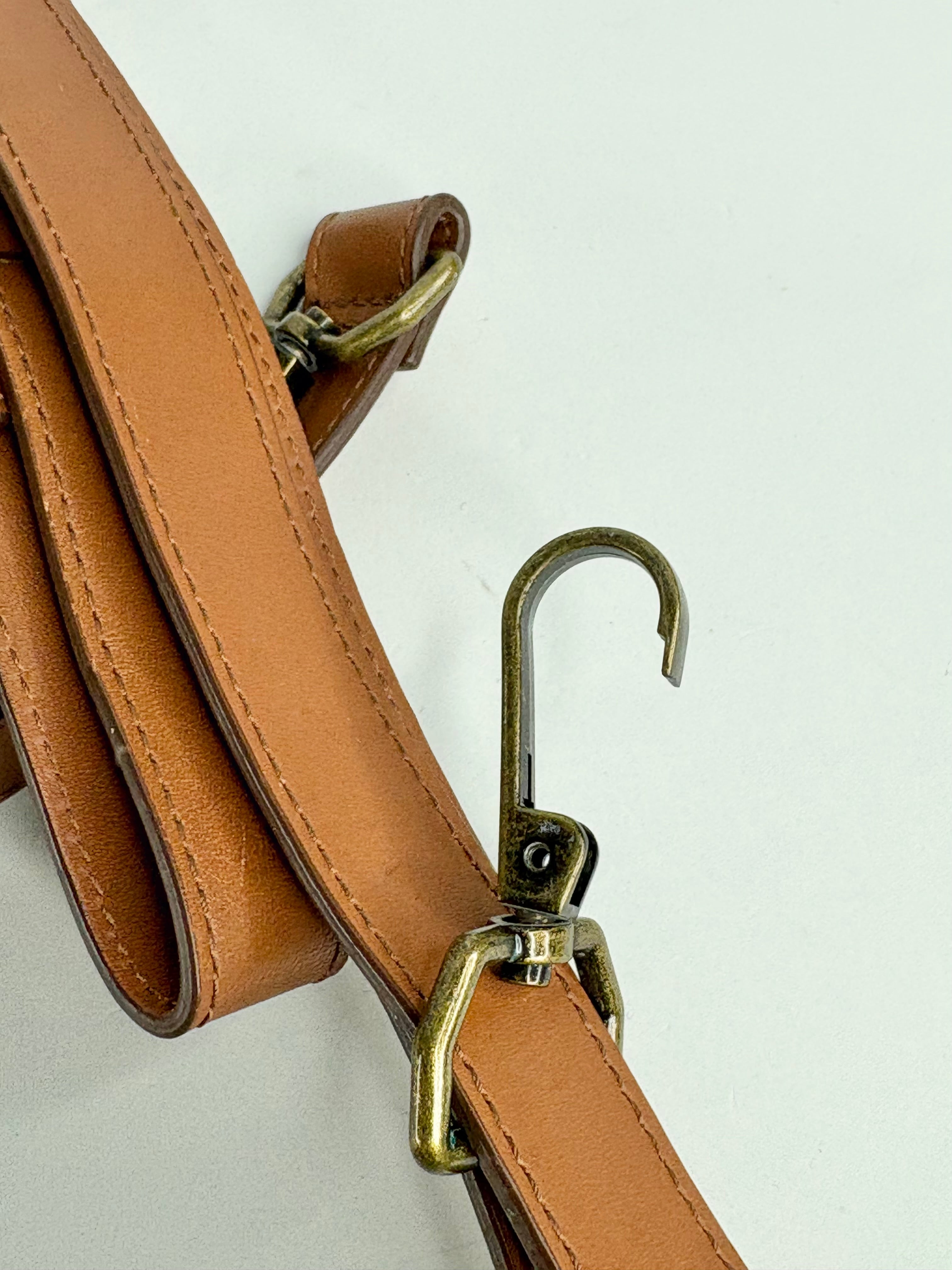 Oroton Tan Leather 'Satesman' Brieftote