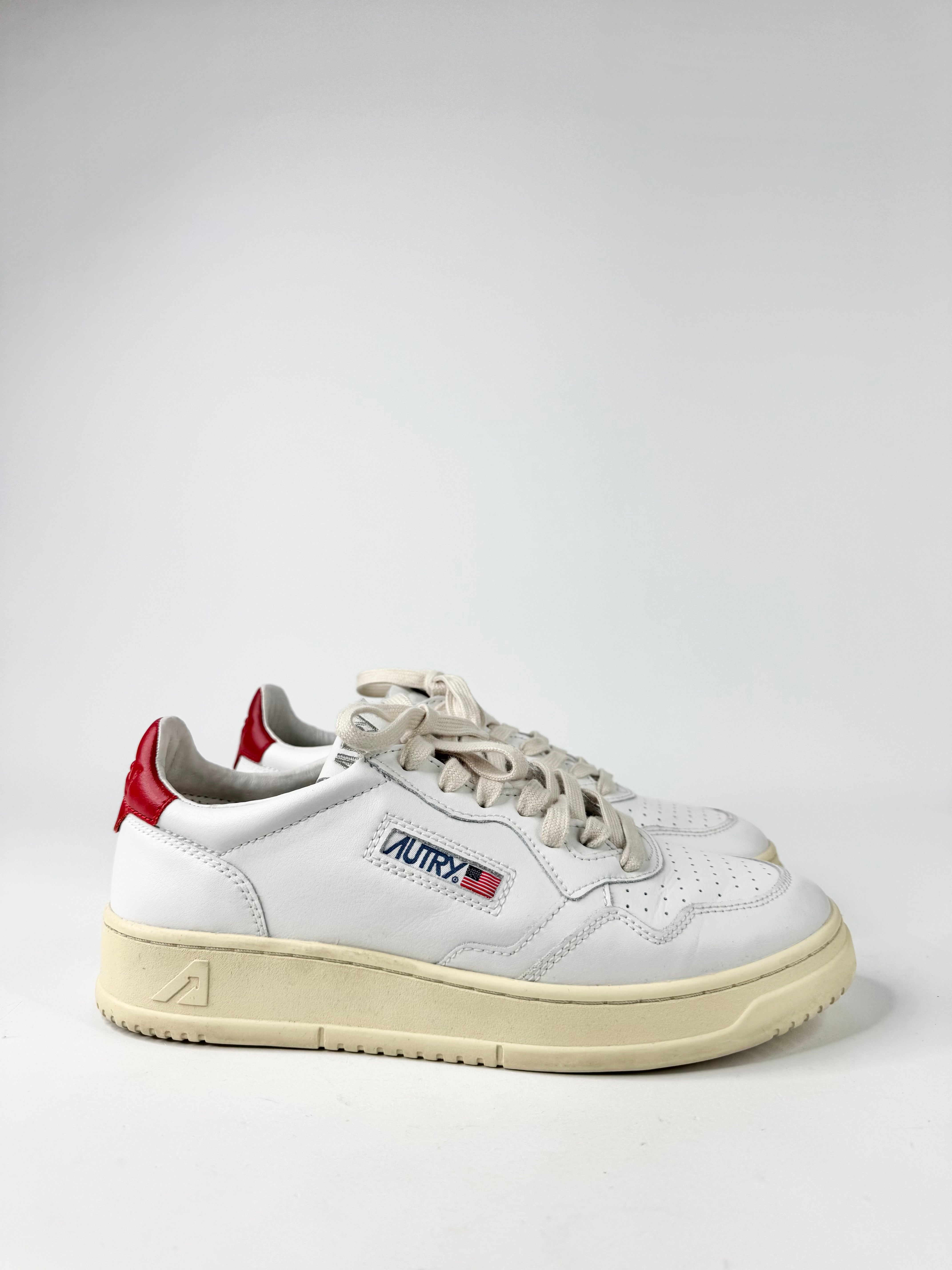 Autry 01 Red & White Low Top Leather Sneakers - EU41
