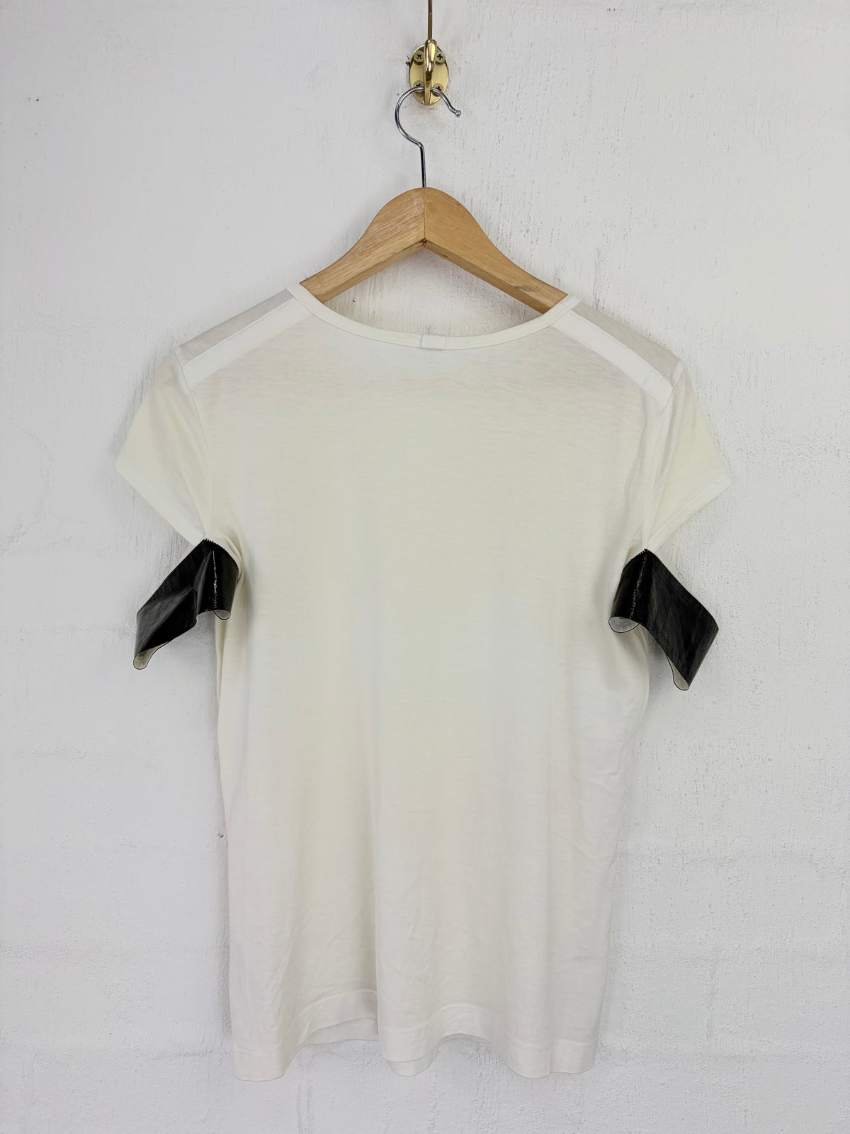 Helmut Lang Cream Cut Out Black Sleeve T-Shirt - AU12