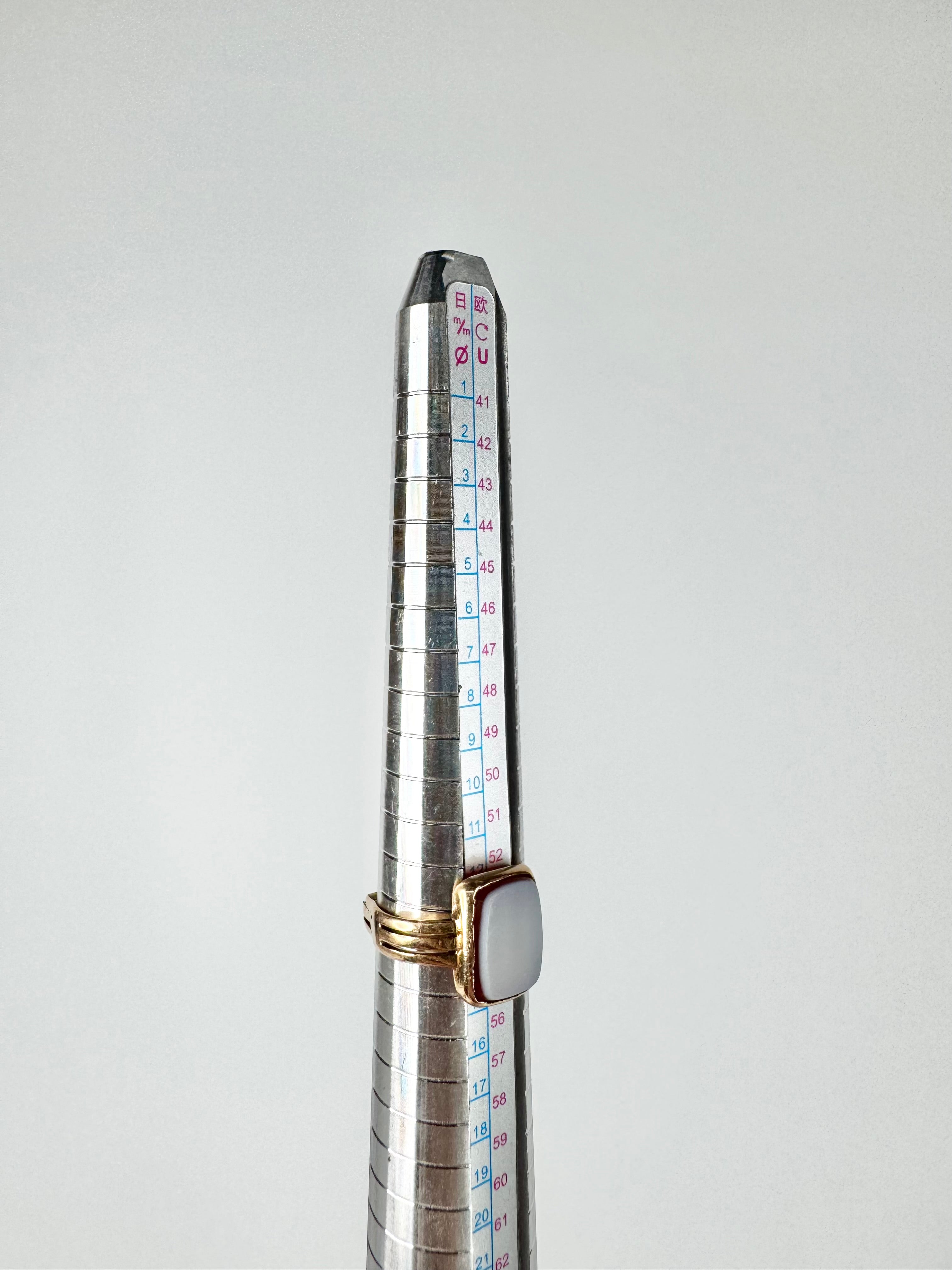 18ct Gold & Sardonyx Rectangular Ring