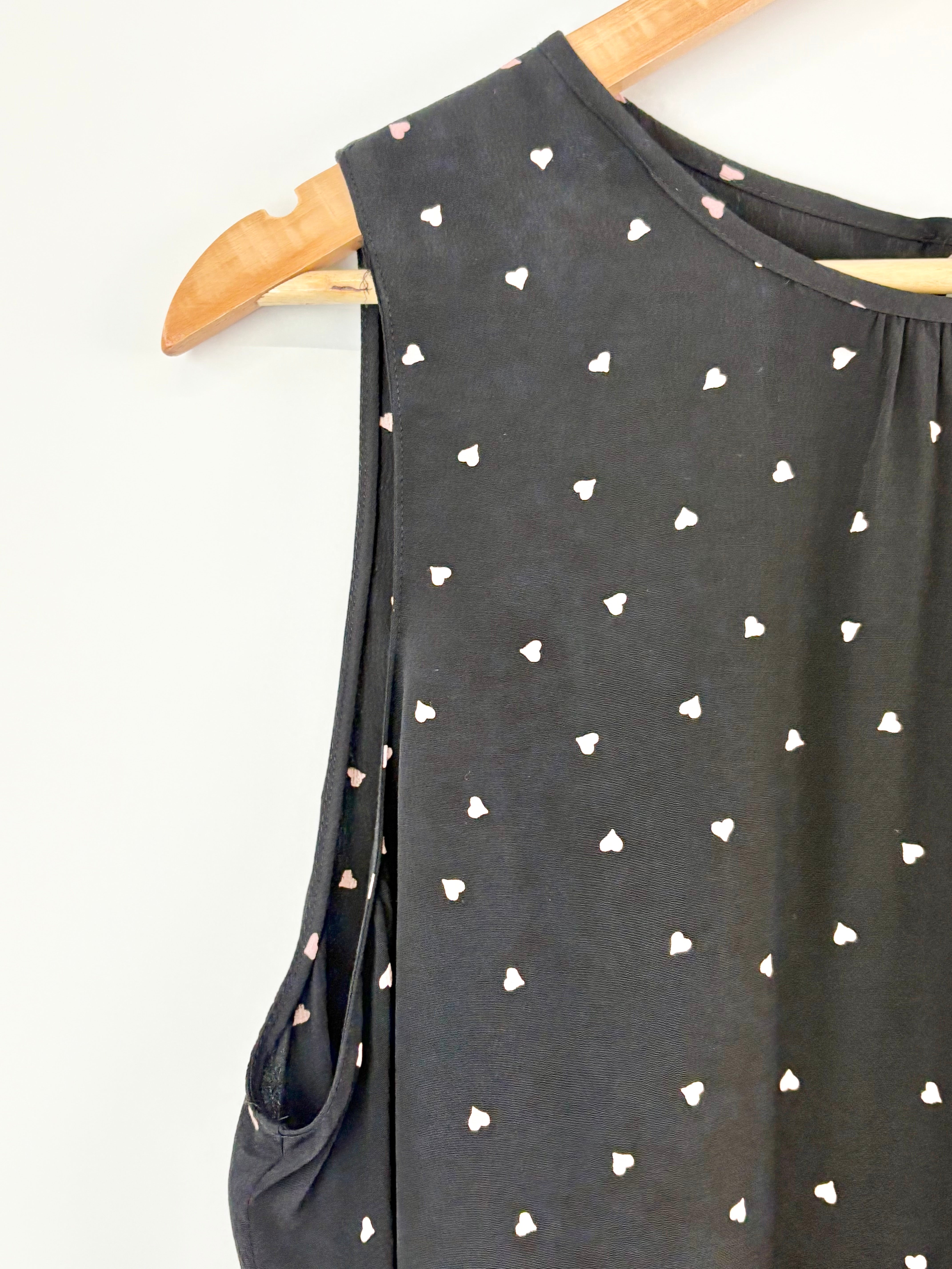 Veronika Maine Black & Pink Hearts Sleeveless Top - AU12