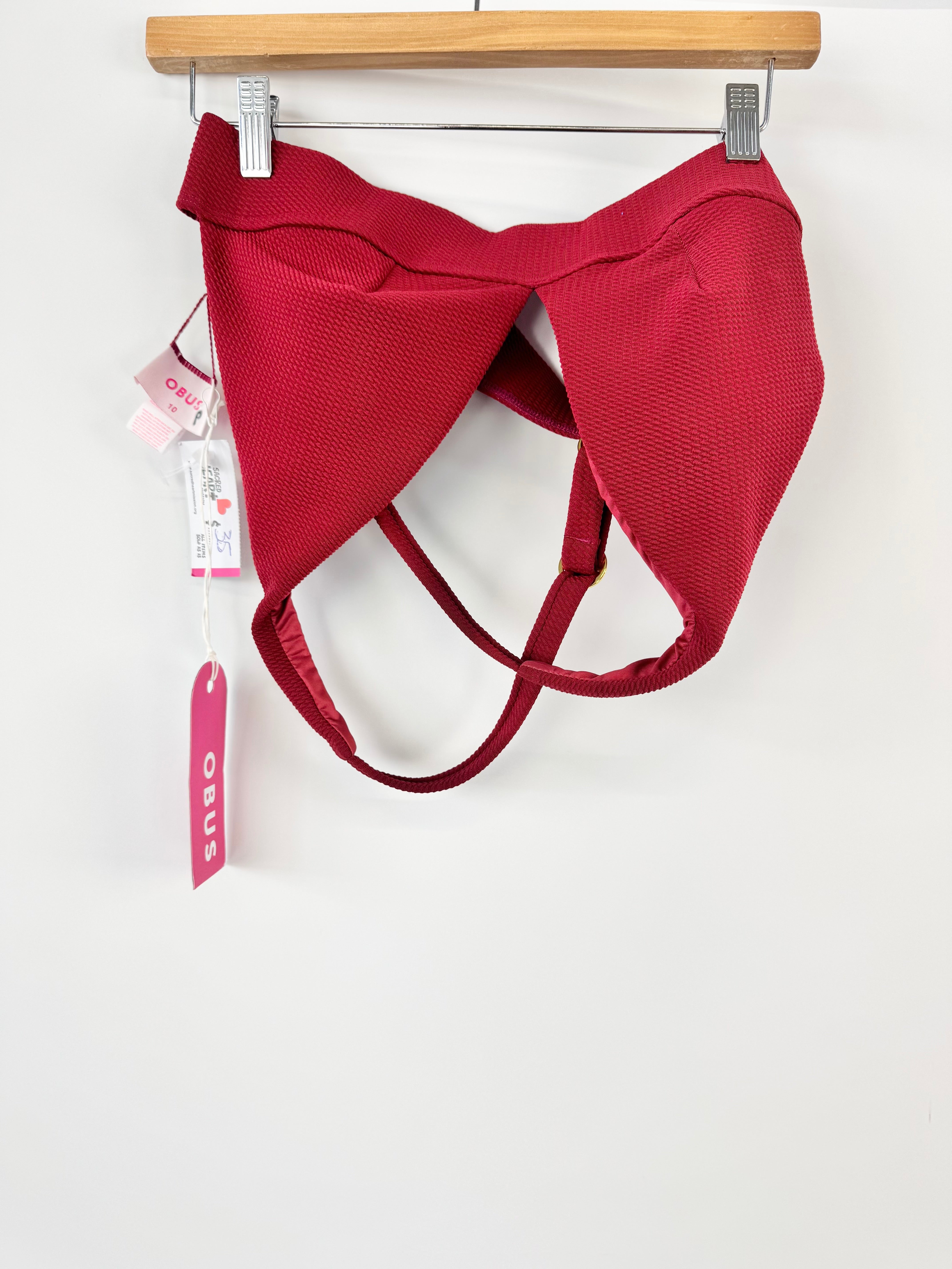 OBUS BIKINI TOP IN MAROON - AU10