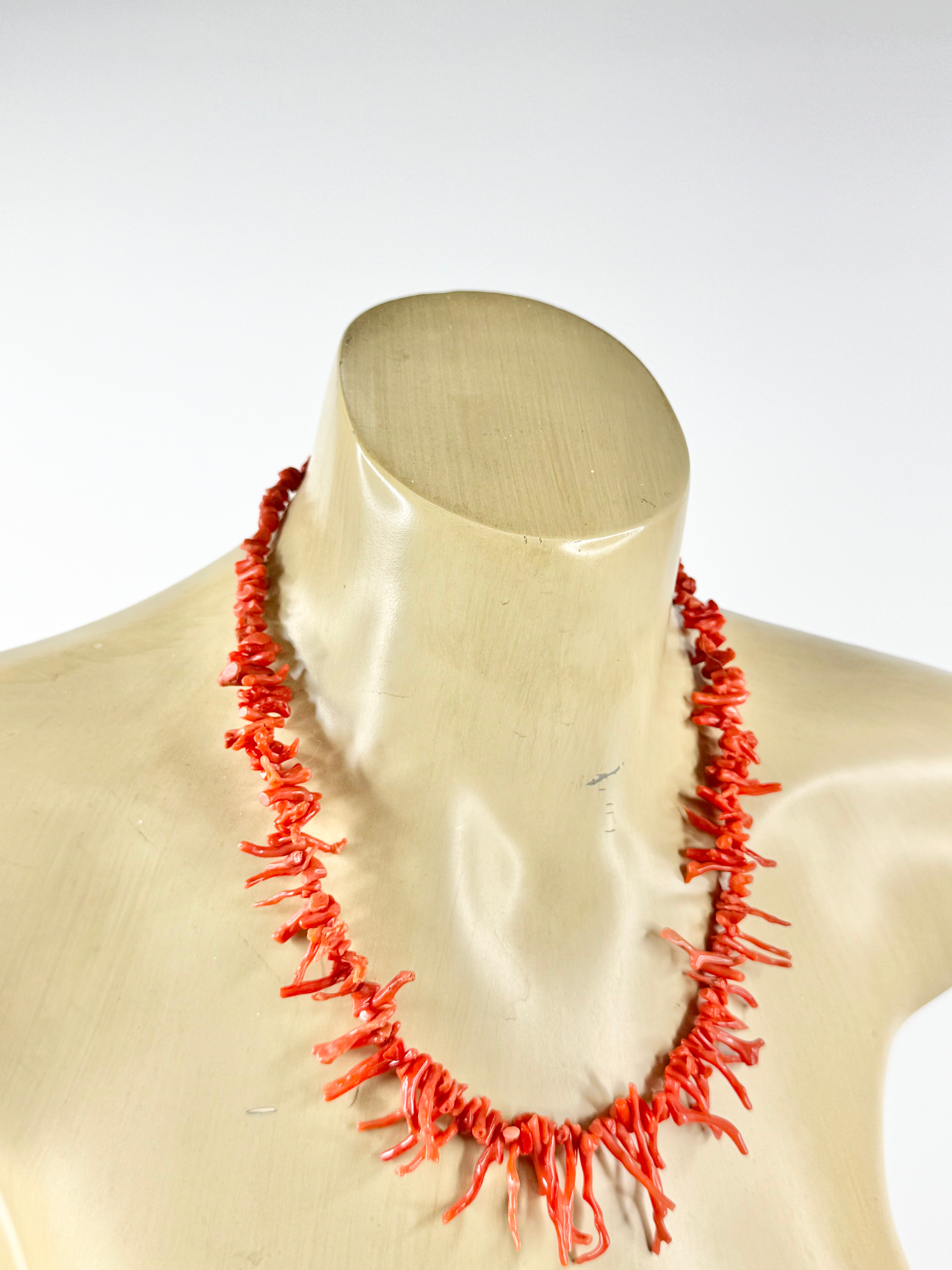 Vintage Ross Scot Ring Boutique Coral Necklace