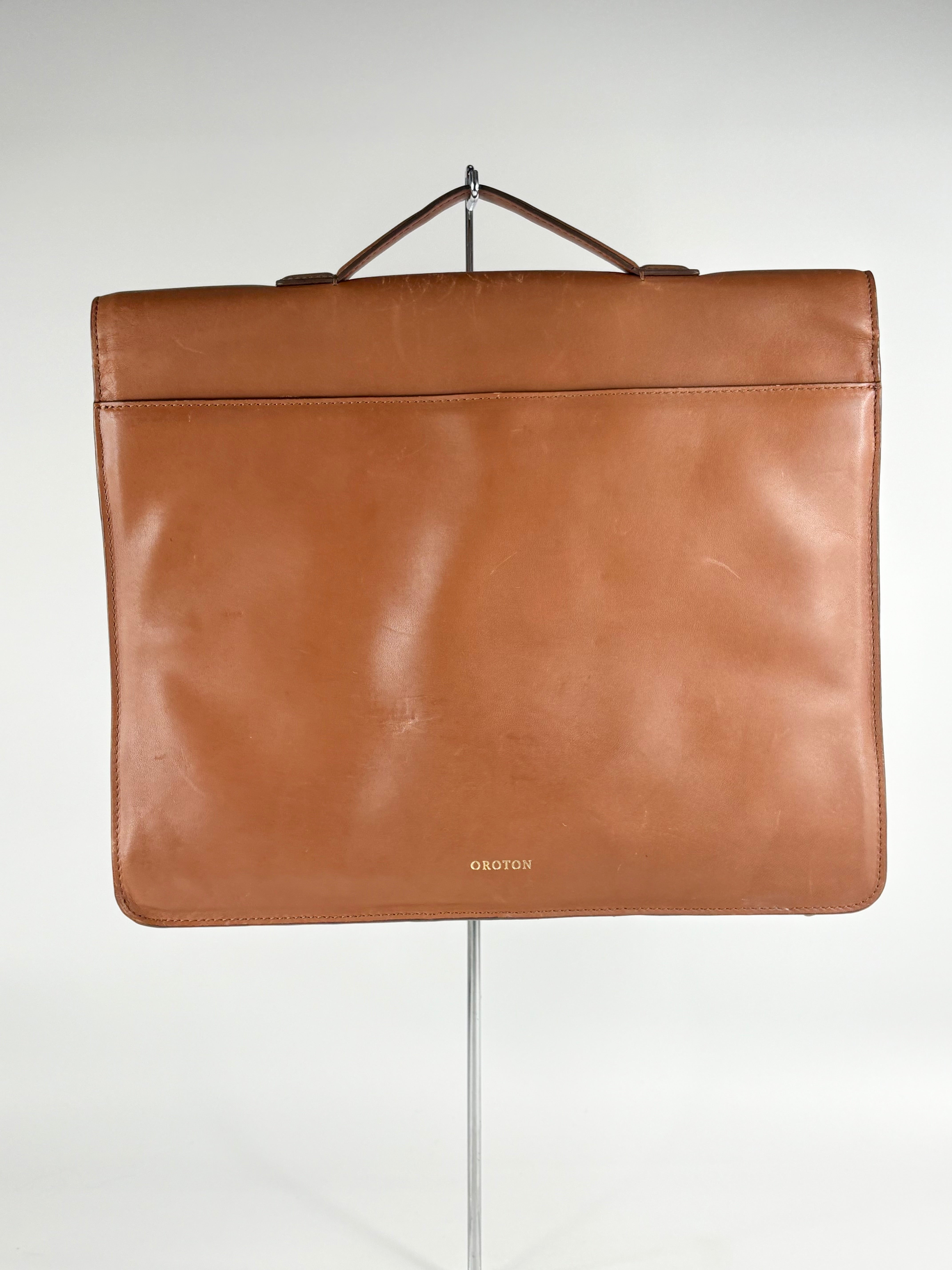 Oroton Tan Leather 'Satesman' Brieftote