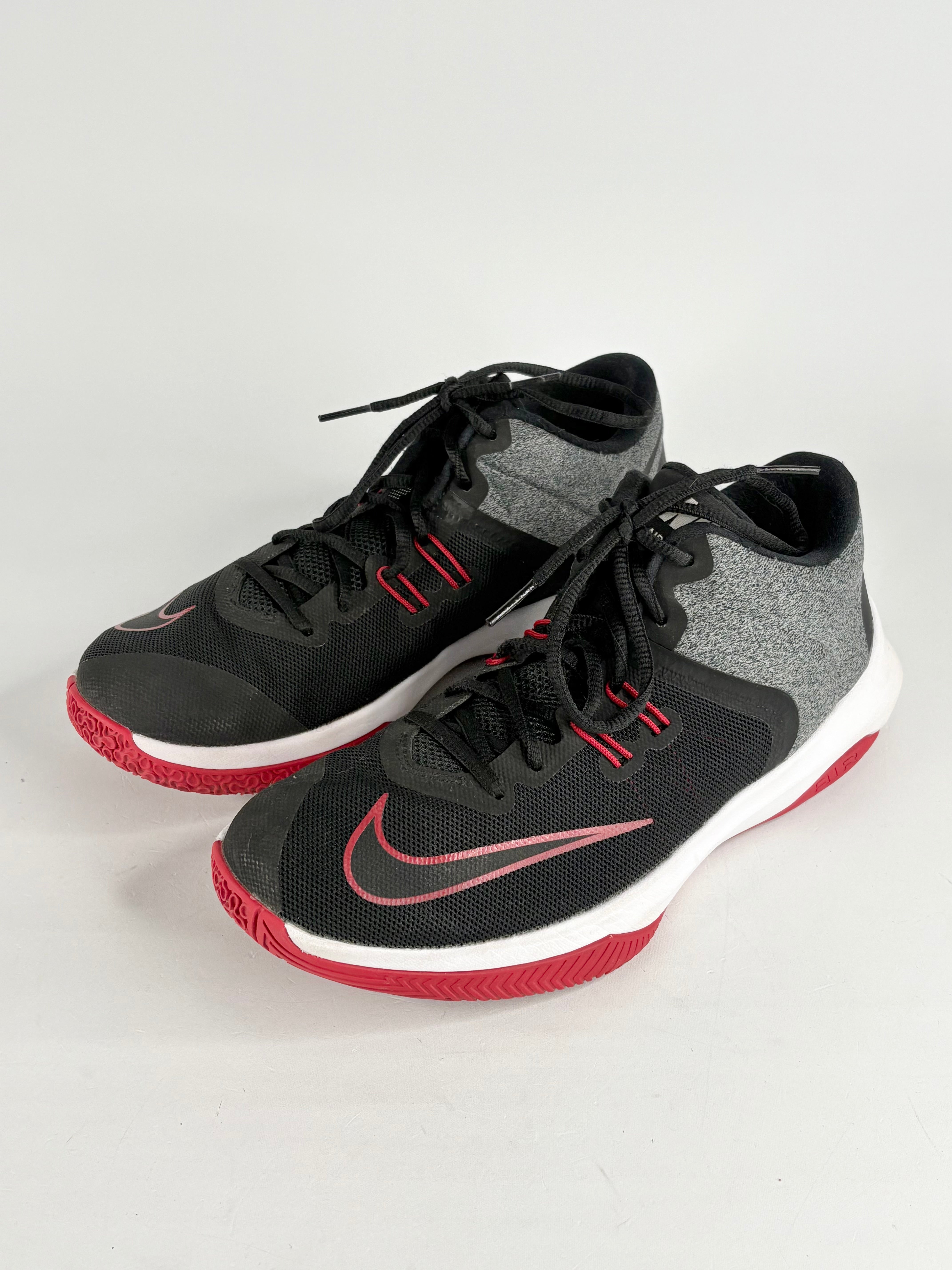 Nike Air Versatile 2 Black & Red Sneakers - EU41