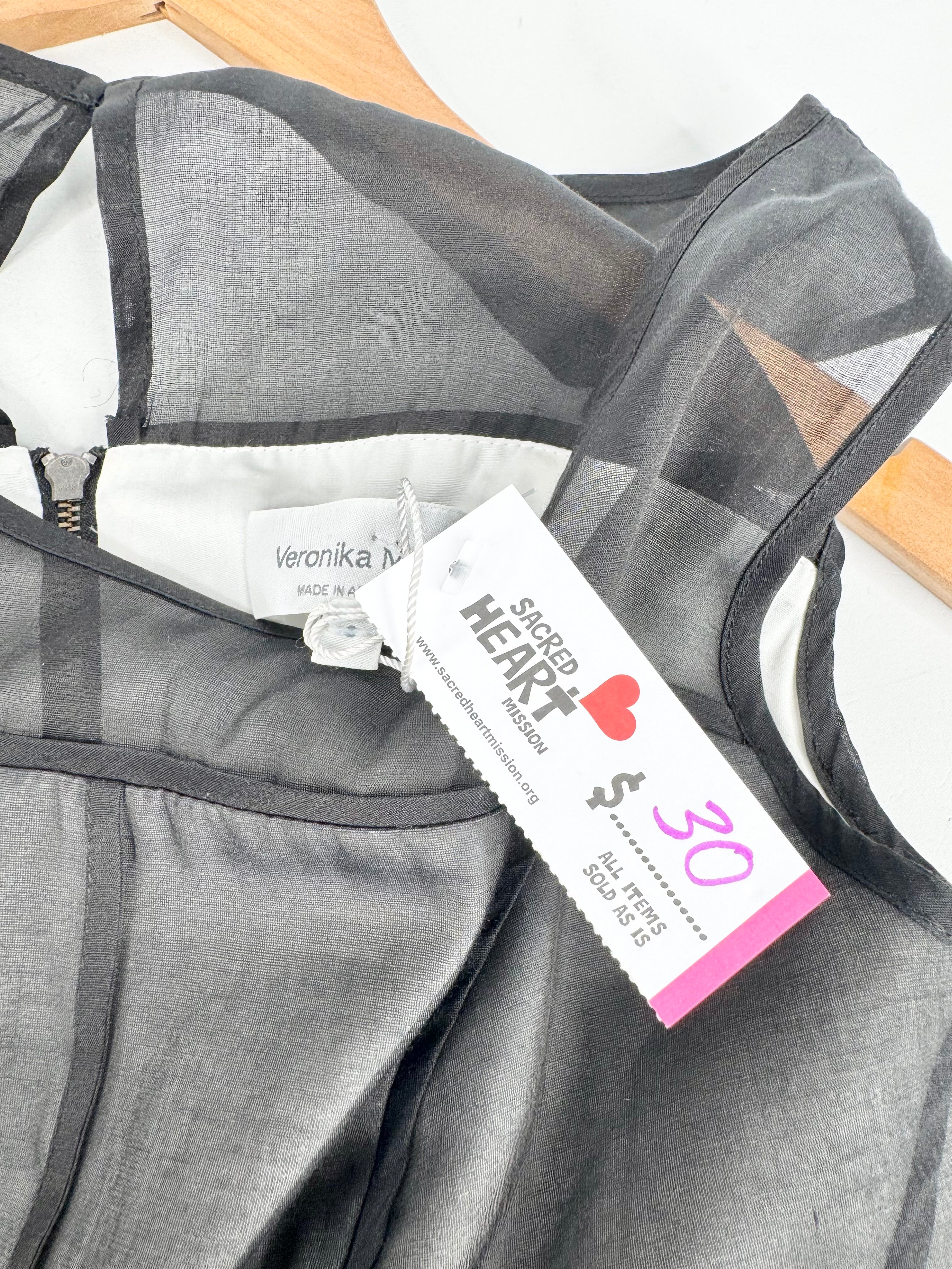 Veronika Maine Black Lined Sleeveless Cocktail Dress - AU8