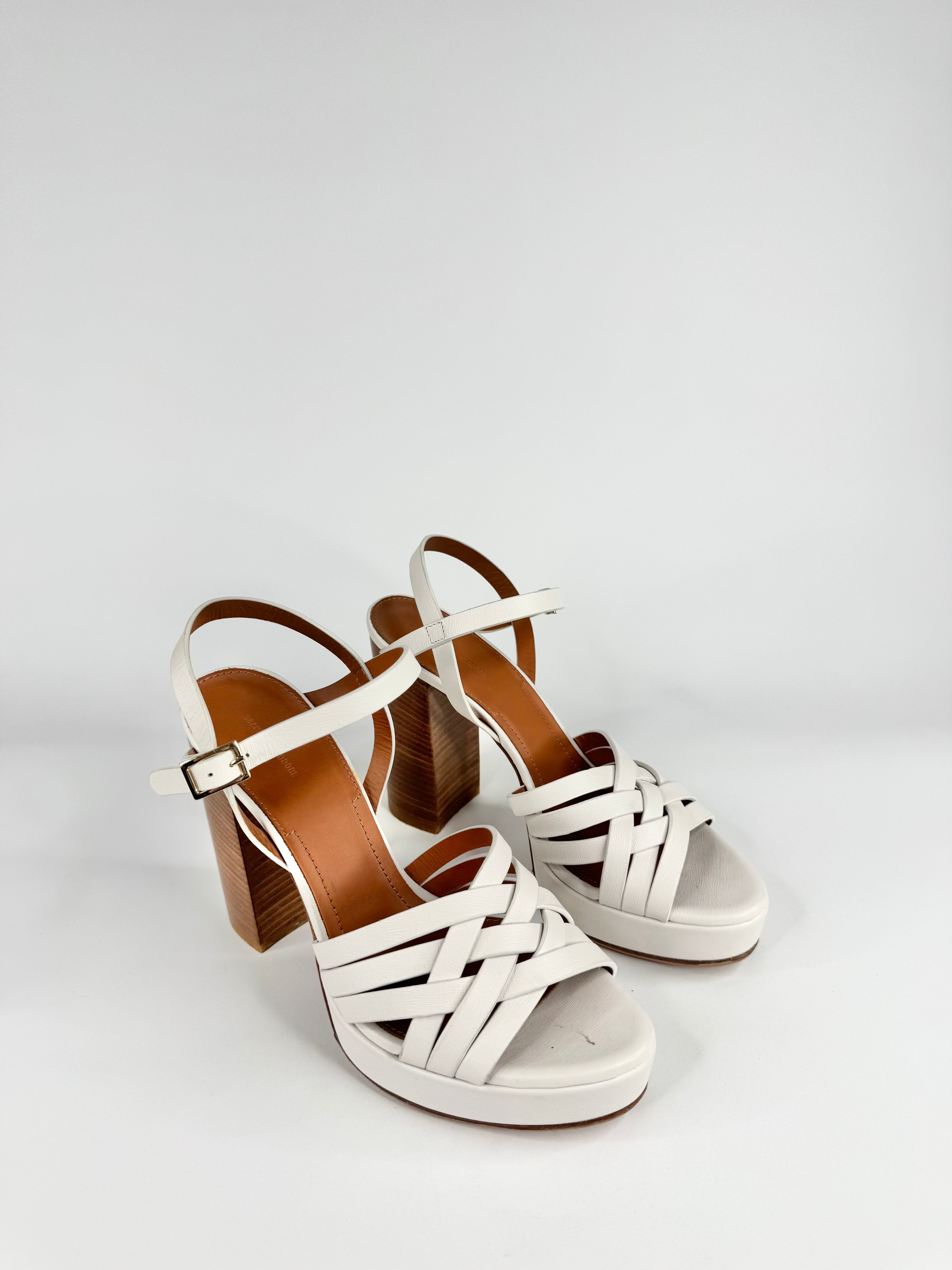 Scanlan Theodore White Strappy Platform Pumps - EU38