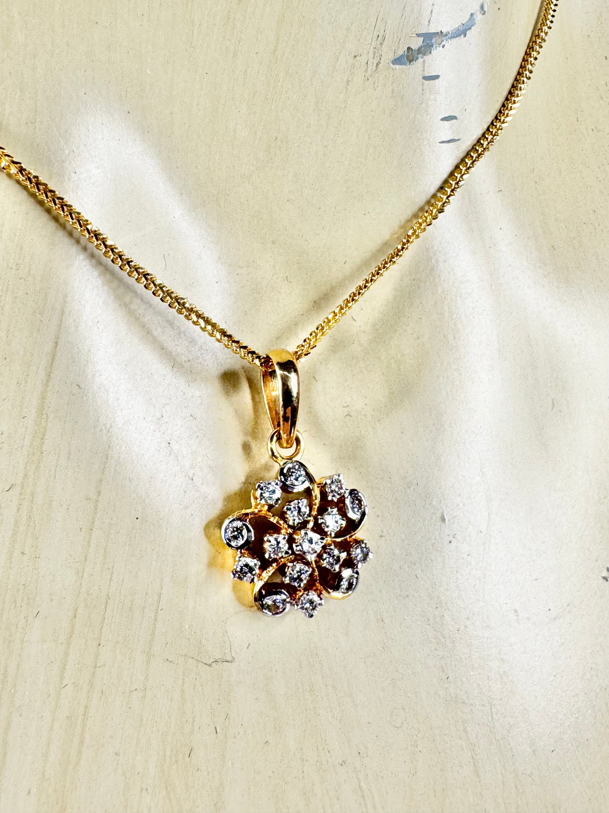 14ct Gold & 45point Diamond Cluster Pendant with 22ct Gold Chain