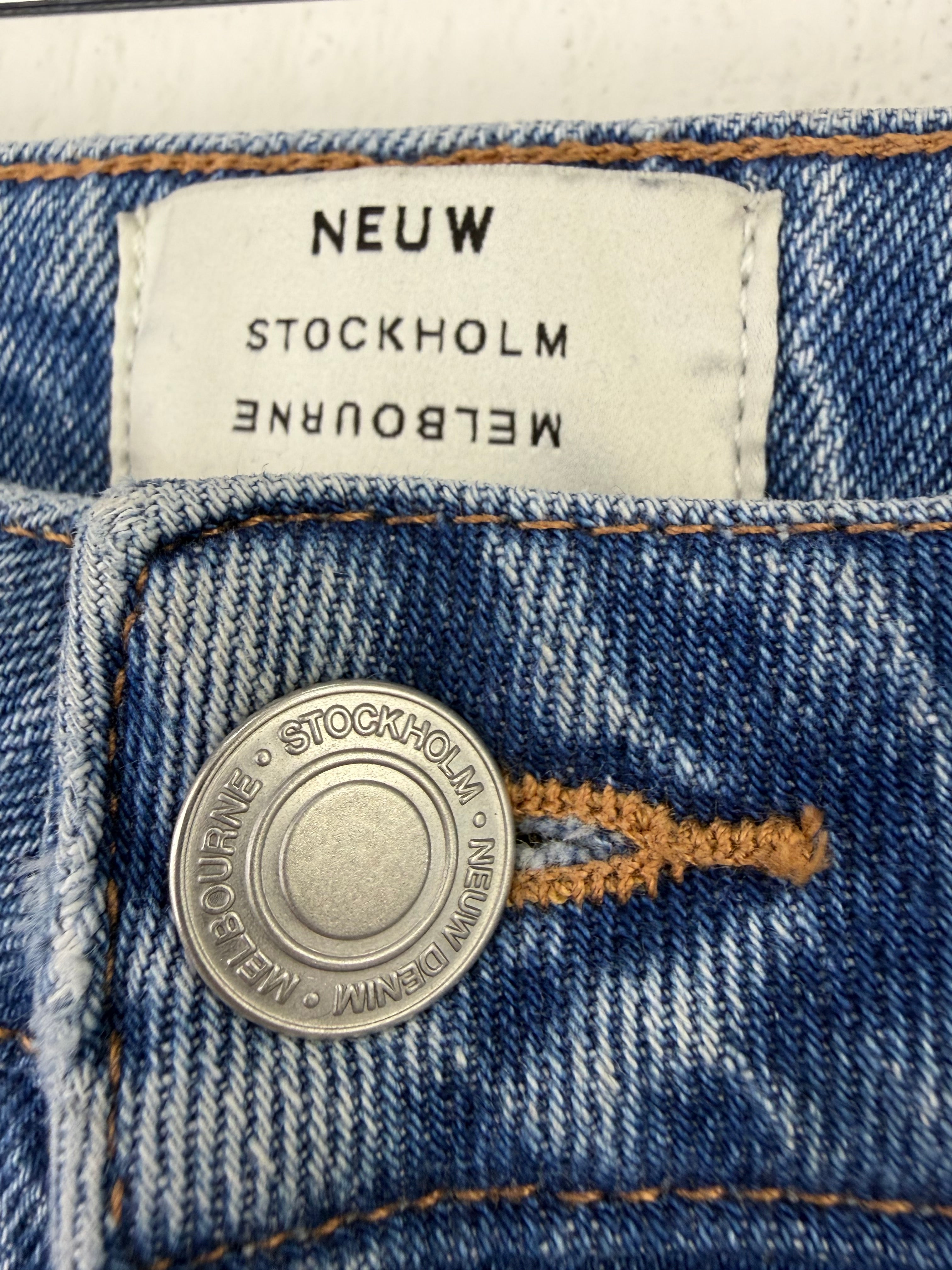 Neuw Pale Blue 'Lola' Jeans - 27