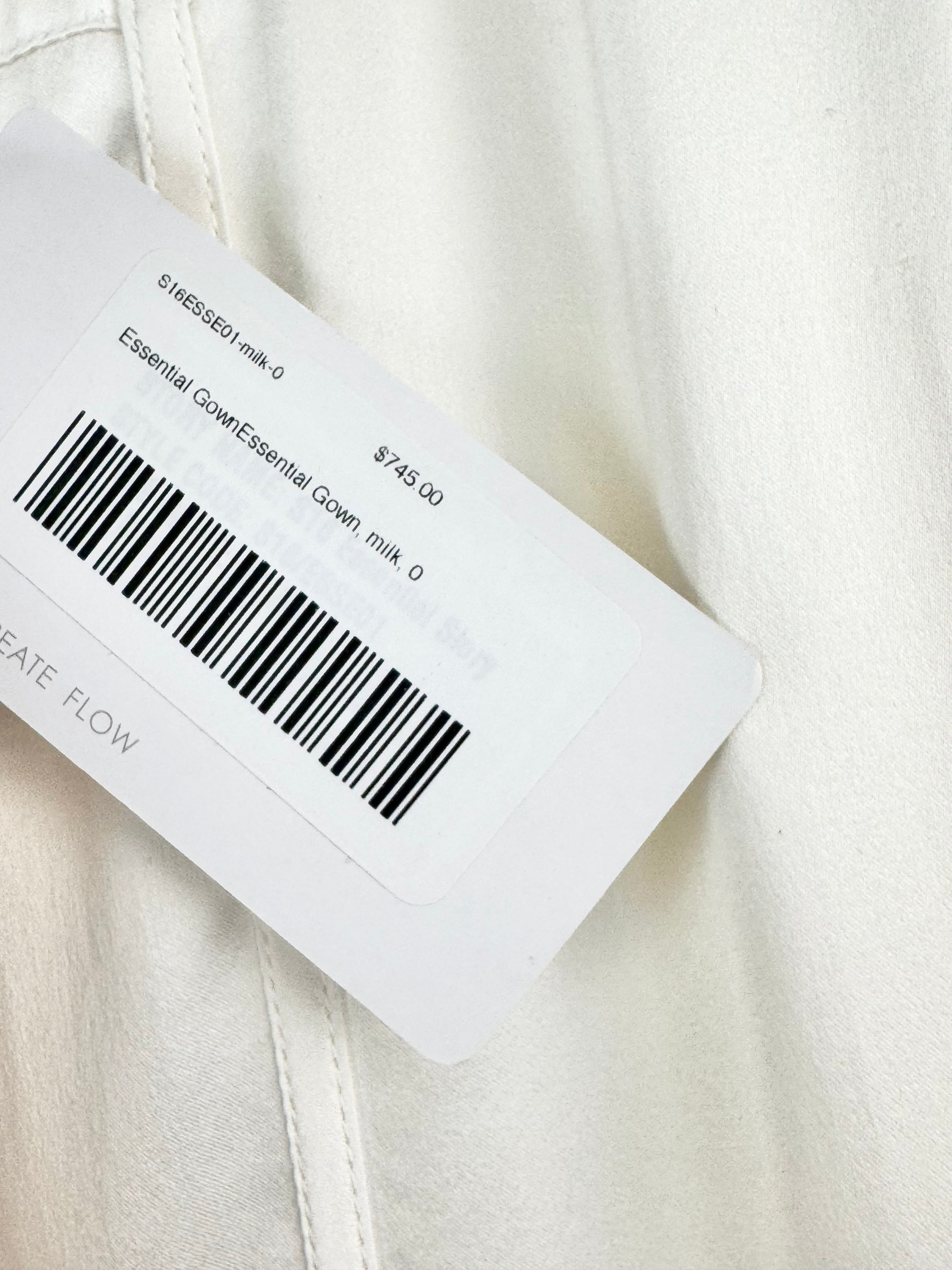 Flannel Ivory Silk 'Essential' Gown NWT - AU6/8