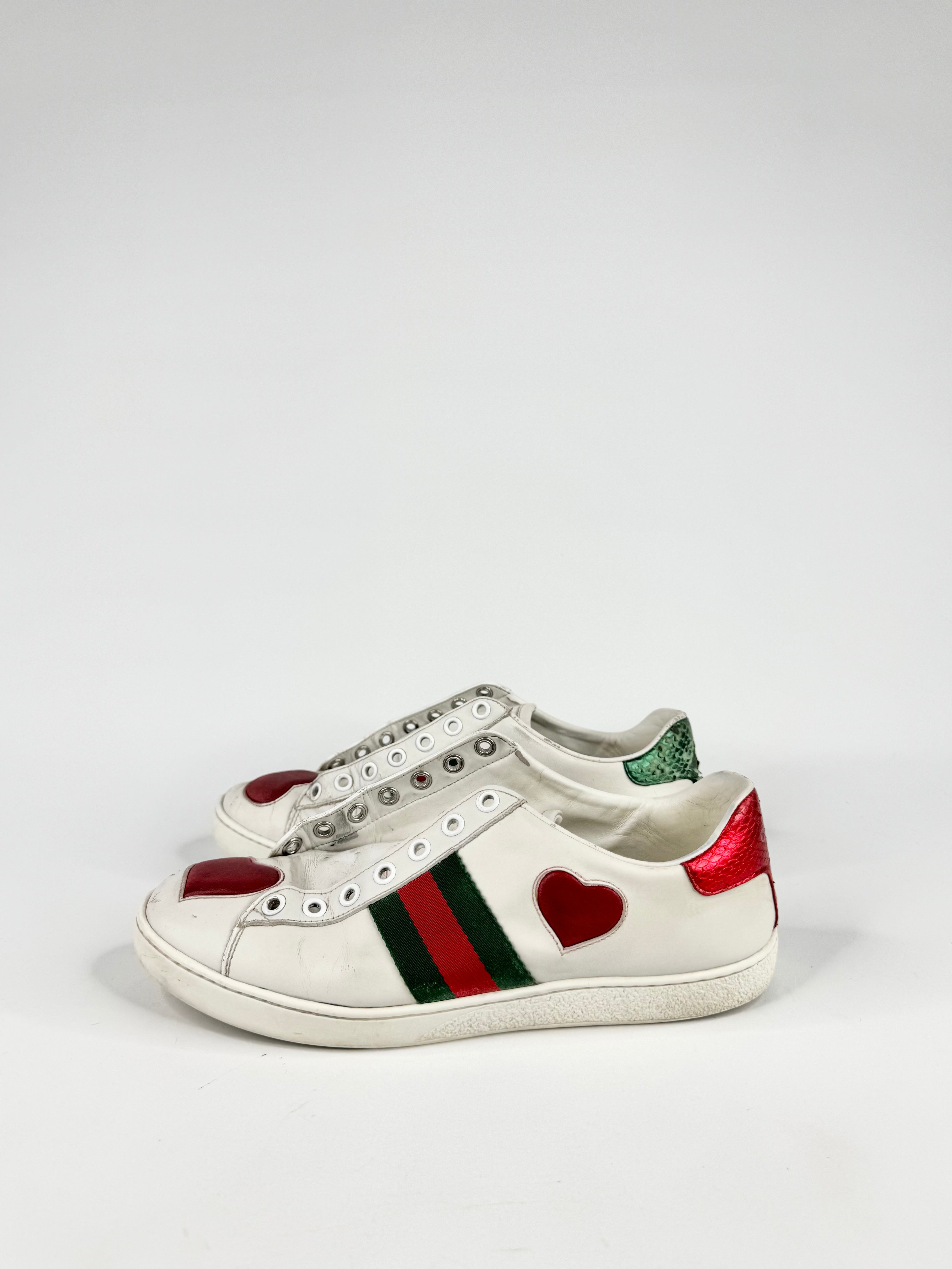 Gucci White 'Ace' Low Top Sneakers - EU37