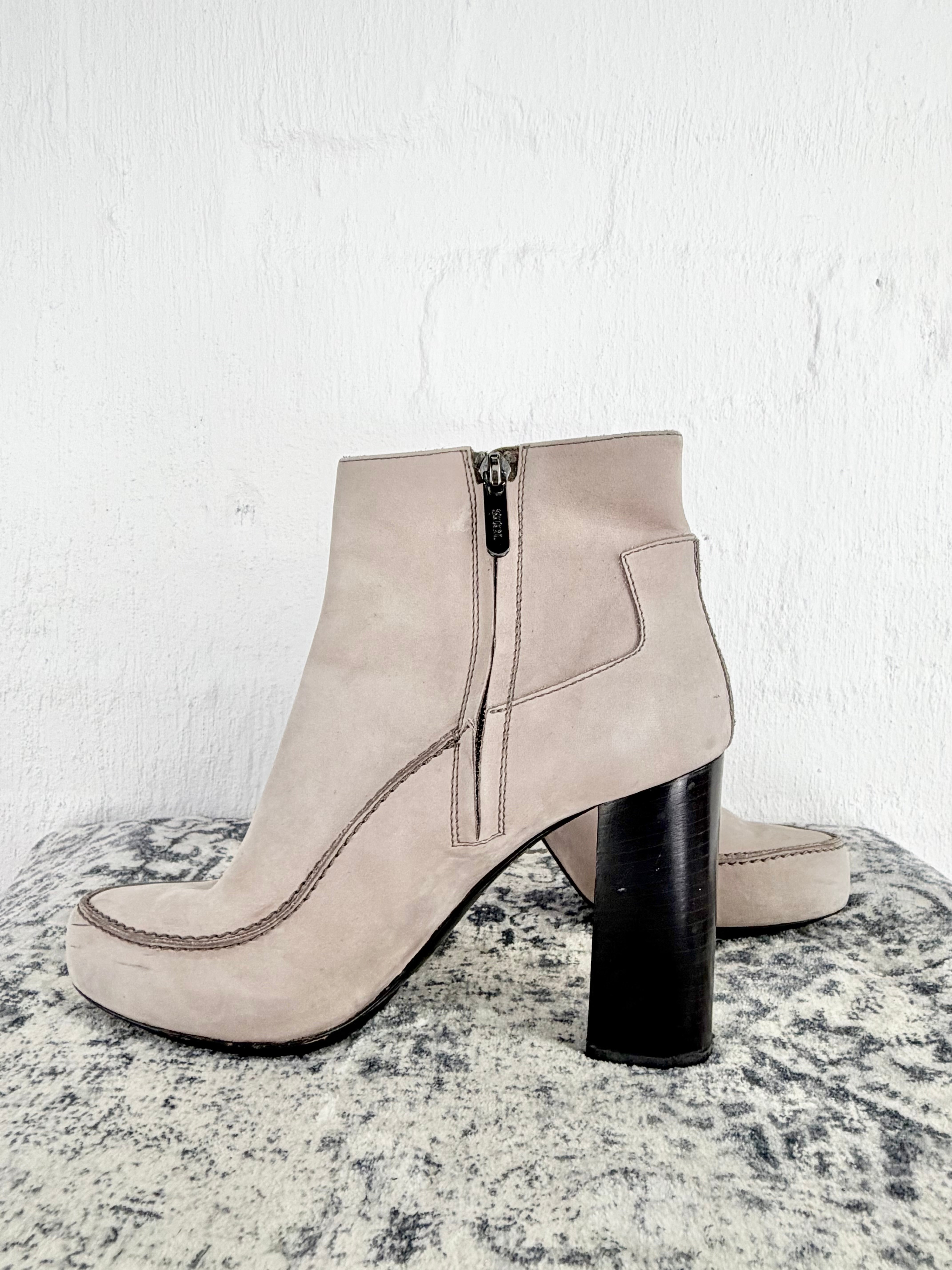 Tod’s Off White Buckle Embellished Ankle Boots - EU38.5
