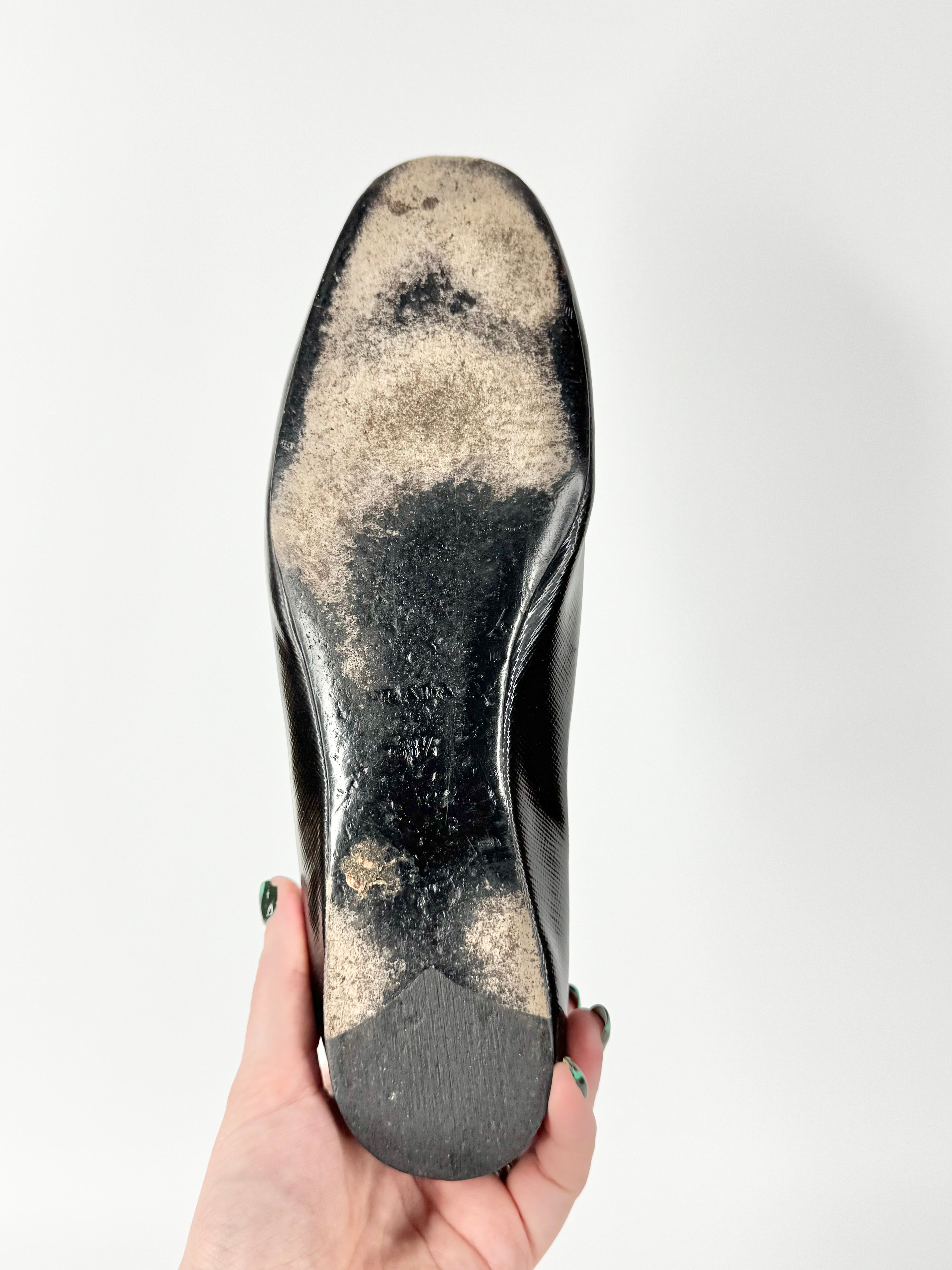 Prada Black & Cream Loafers - EU38.5