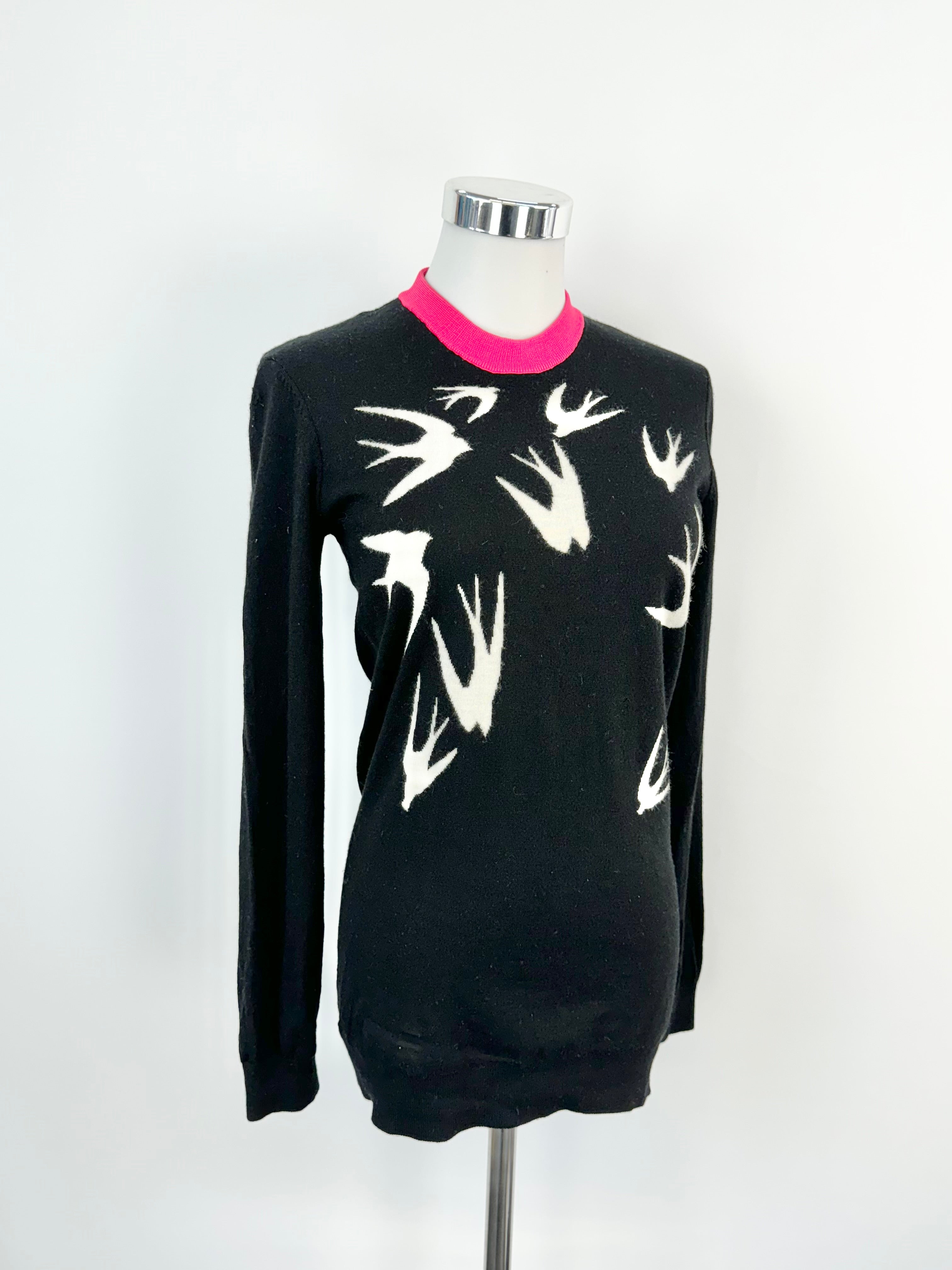 McQ Black & Bright Pink Swallow Pattern Wool Jumper - AU8