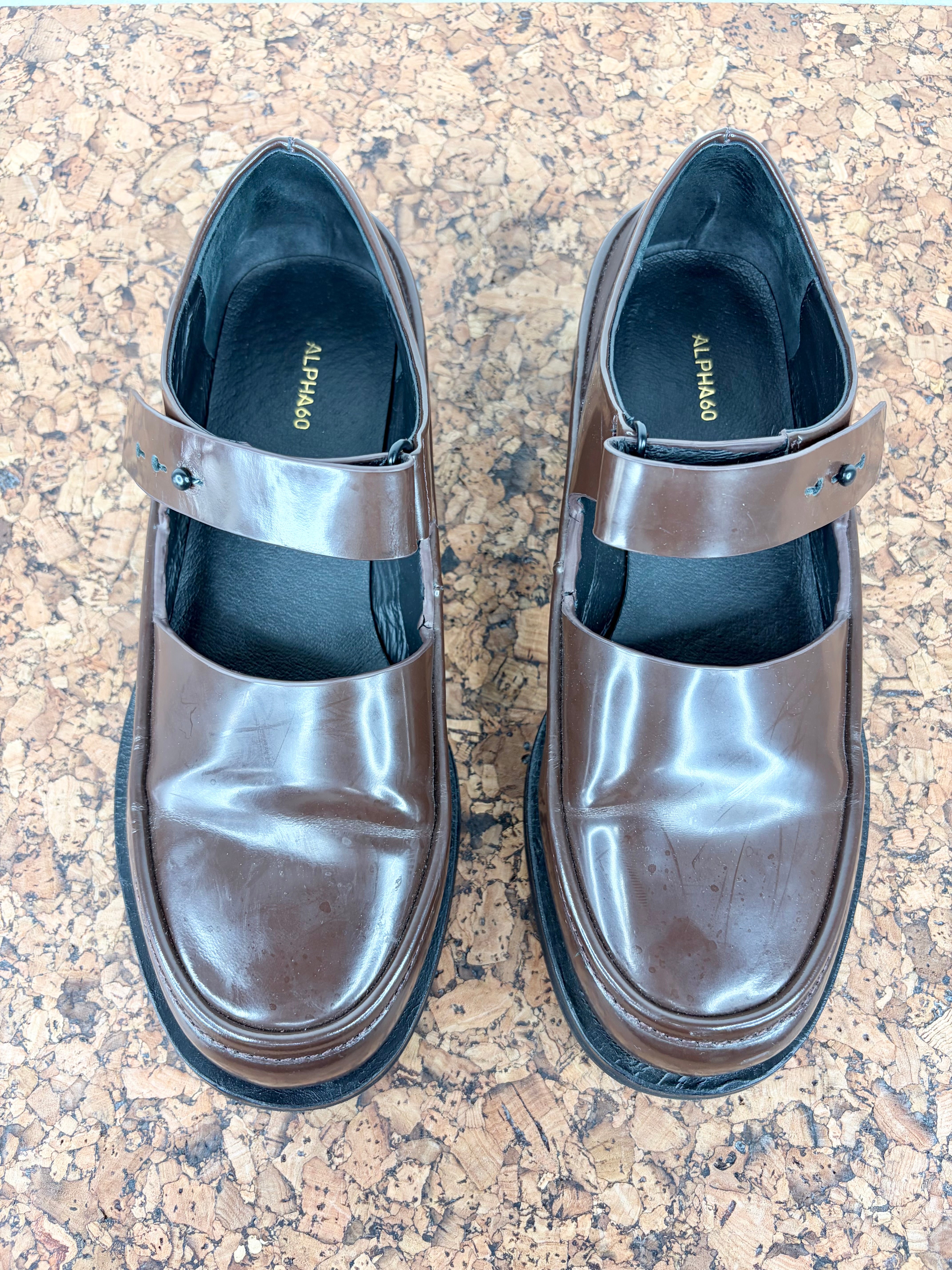 Alpha60 Brown Patent Mary Jane - EU39