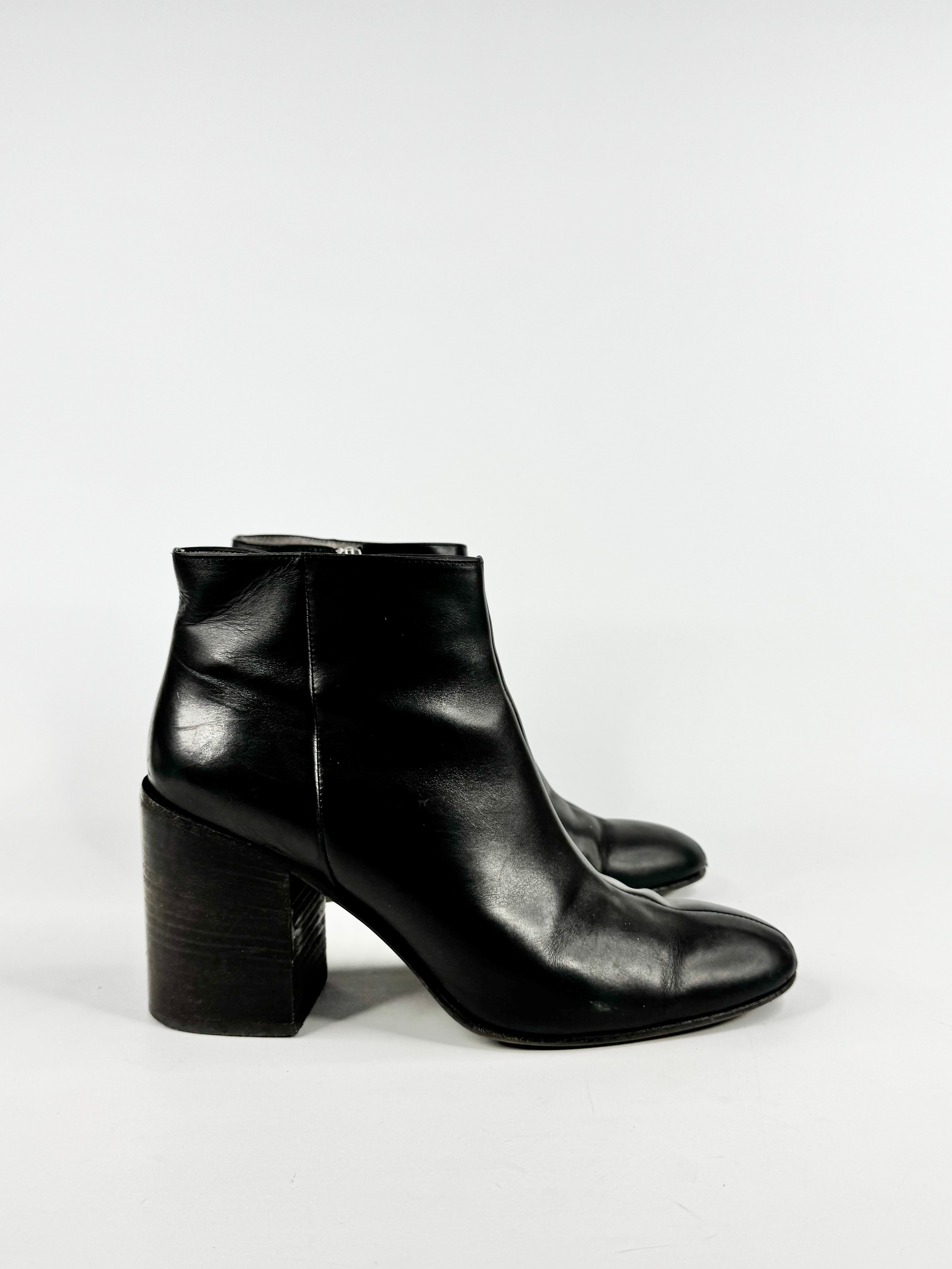 Acne Studios Black Ankle Boots - EU40