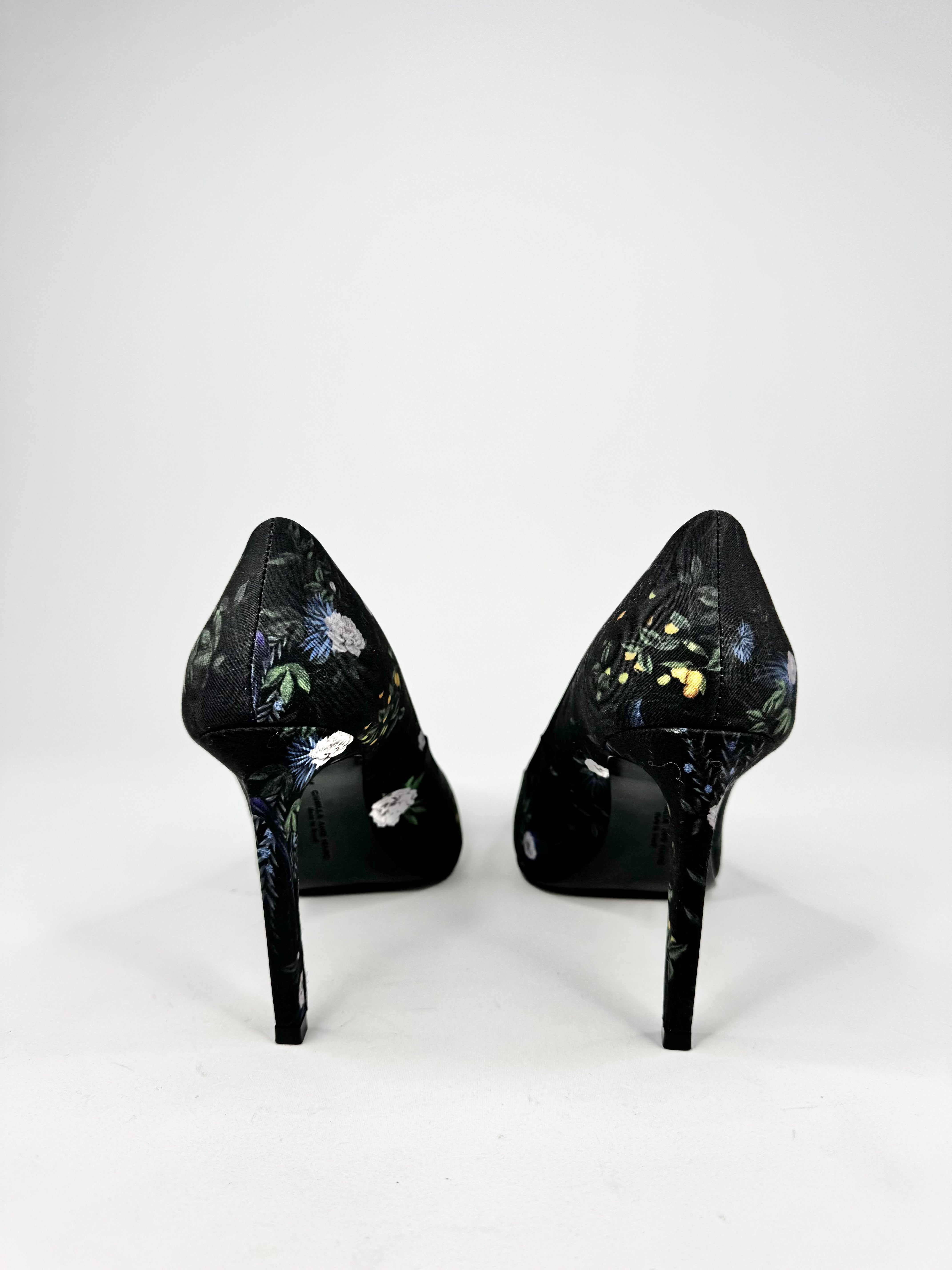 Camilla & Marc Black Floral Pumps - EU39