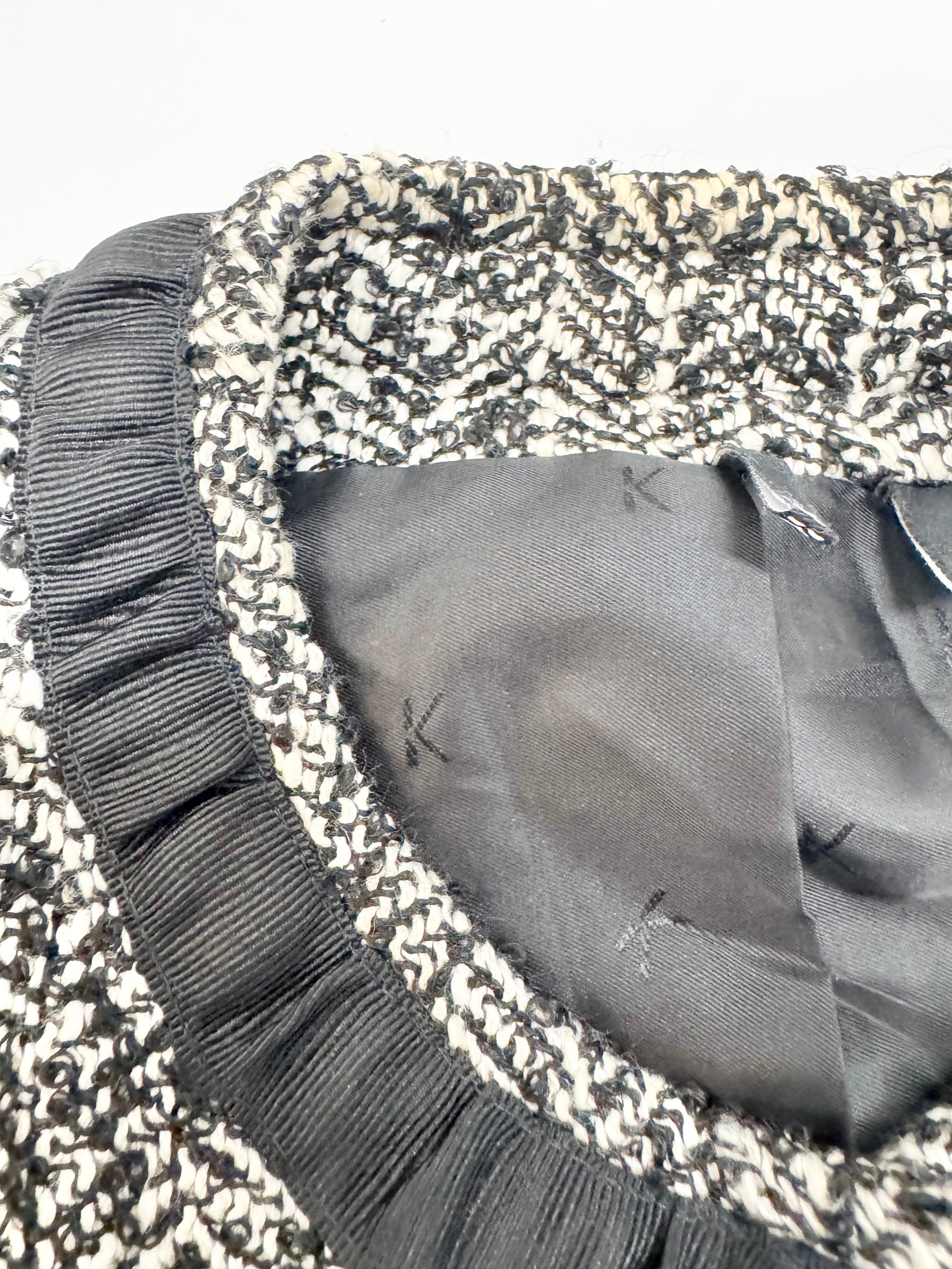 Karl Lagerfeld Black & White Chevron Jacket - AU10