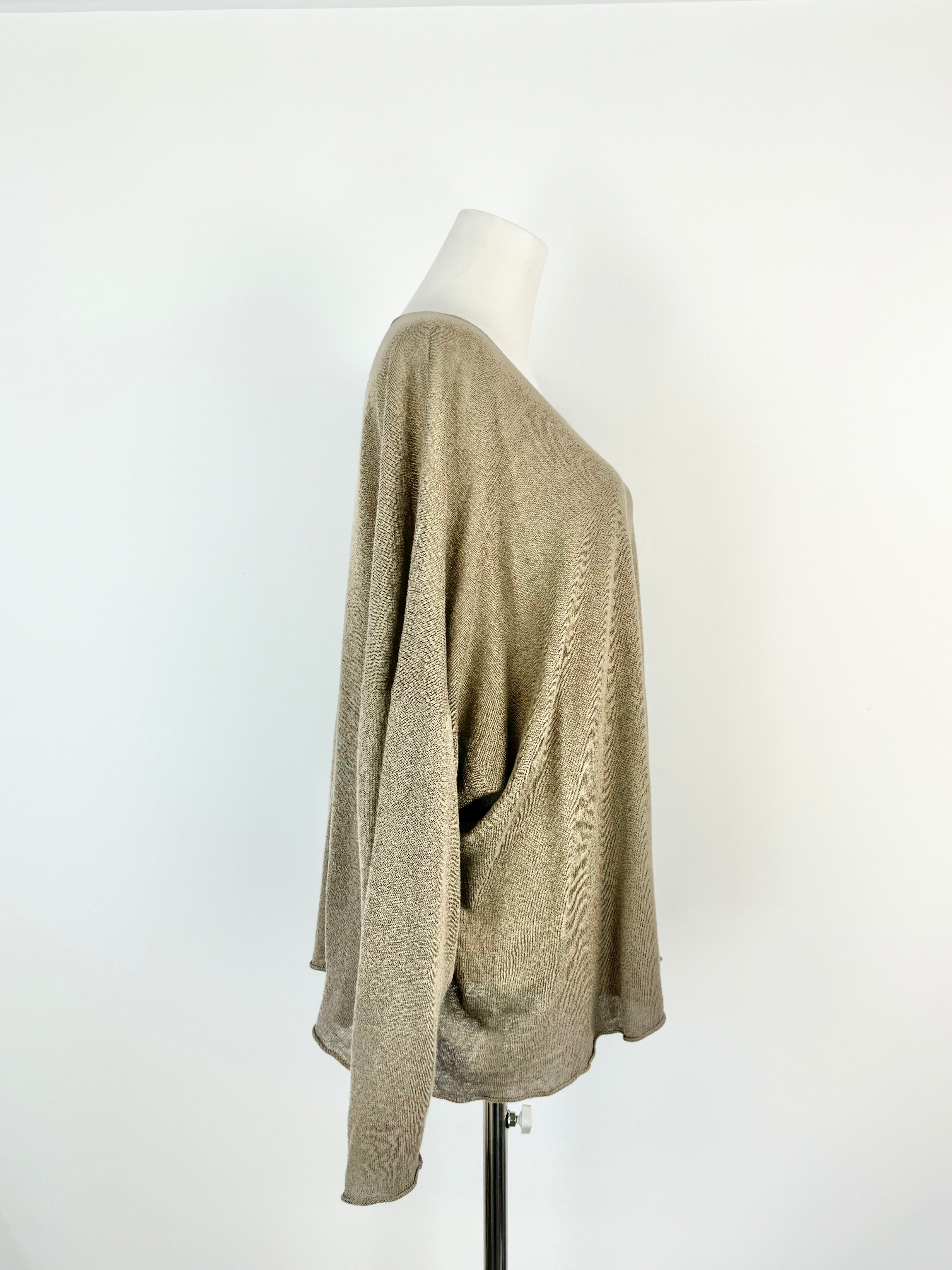 Eskander Tawny Linen & Cotton Relaxed Fit Long Top - AU10
