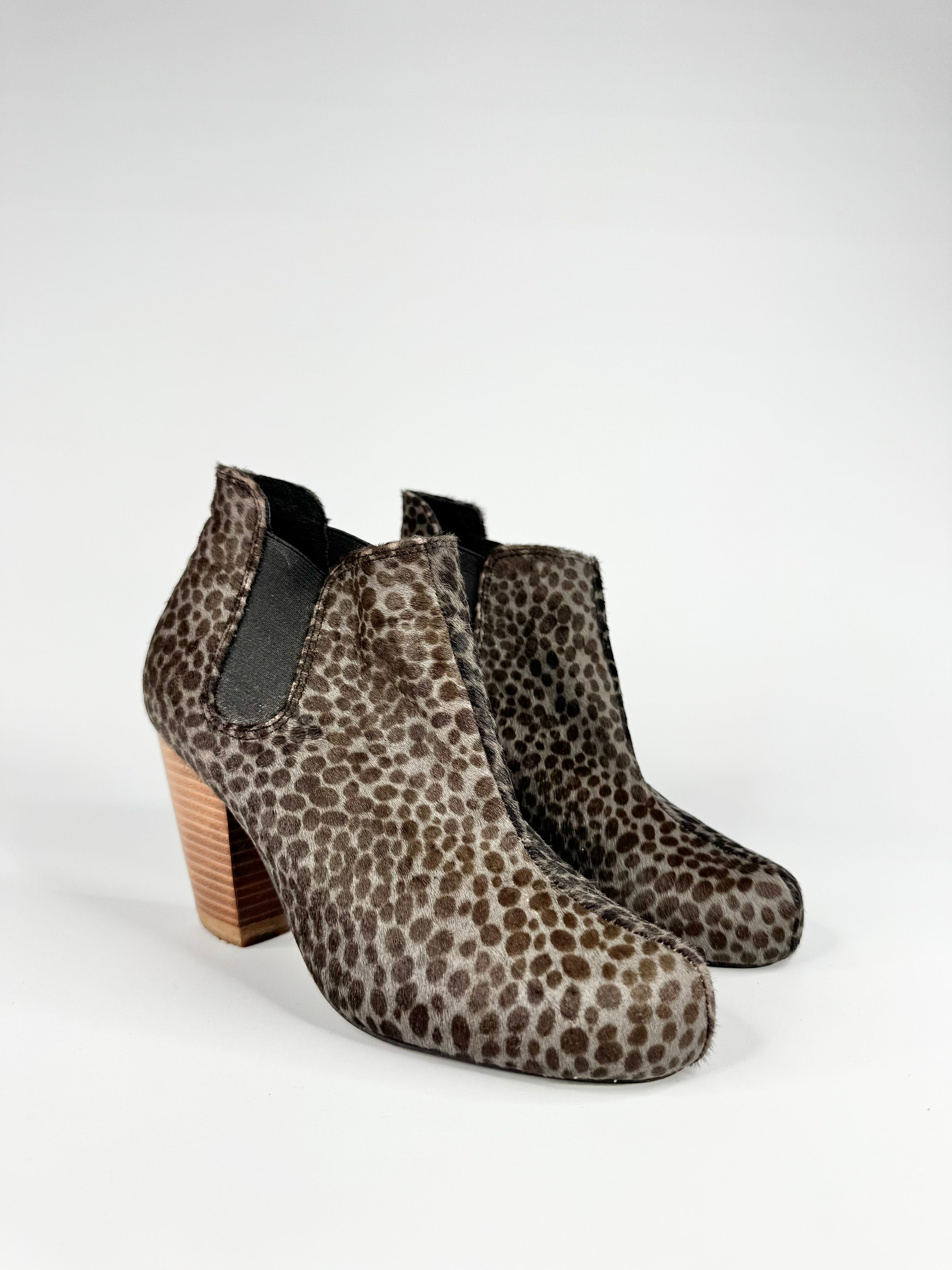 Gorman Grey & Brown Dotted Fur Ankle Boots - EU36