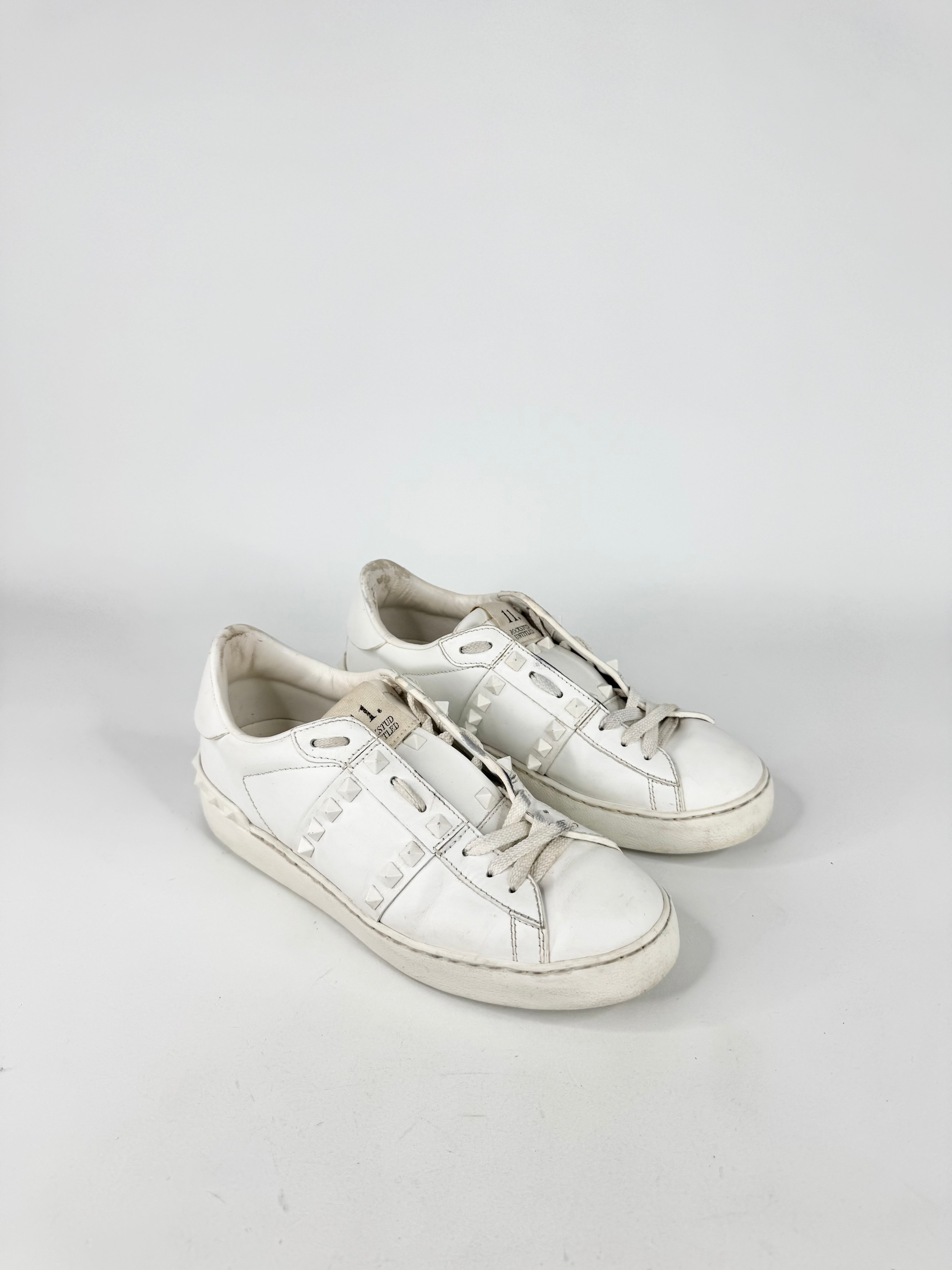 Valentino Garavani 'Rockstud Untitled' White Leather Sneakers - EU38
