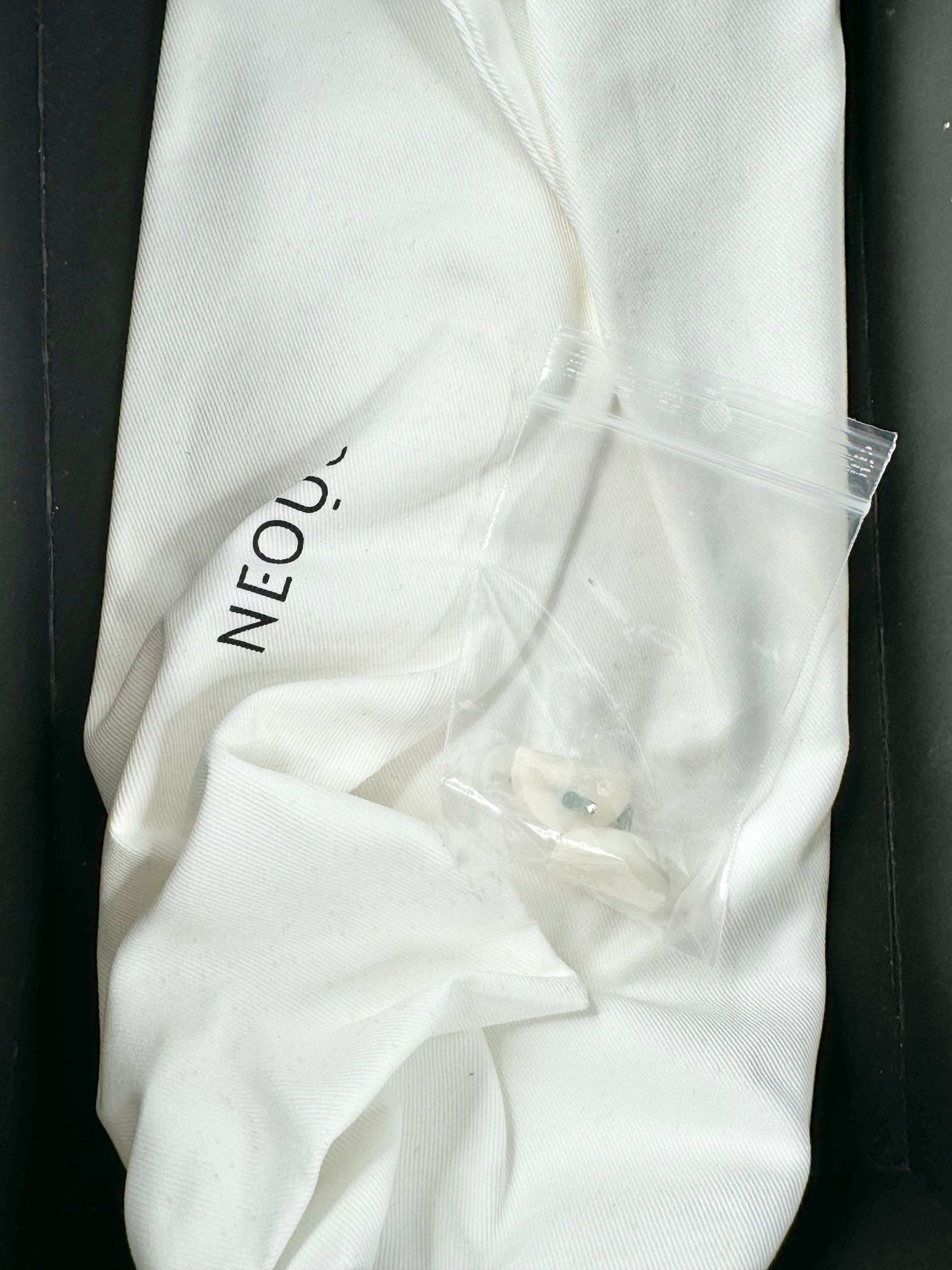 Neous Cream 'Jamuel' T-Bar Mules NWT - EU41