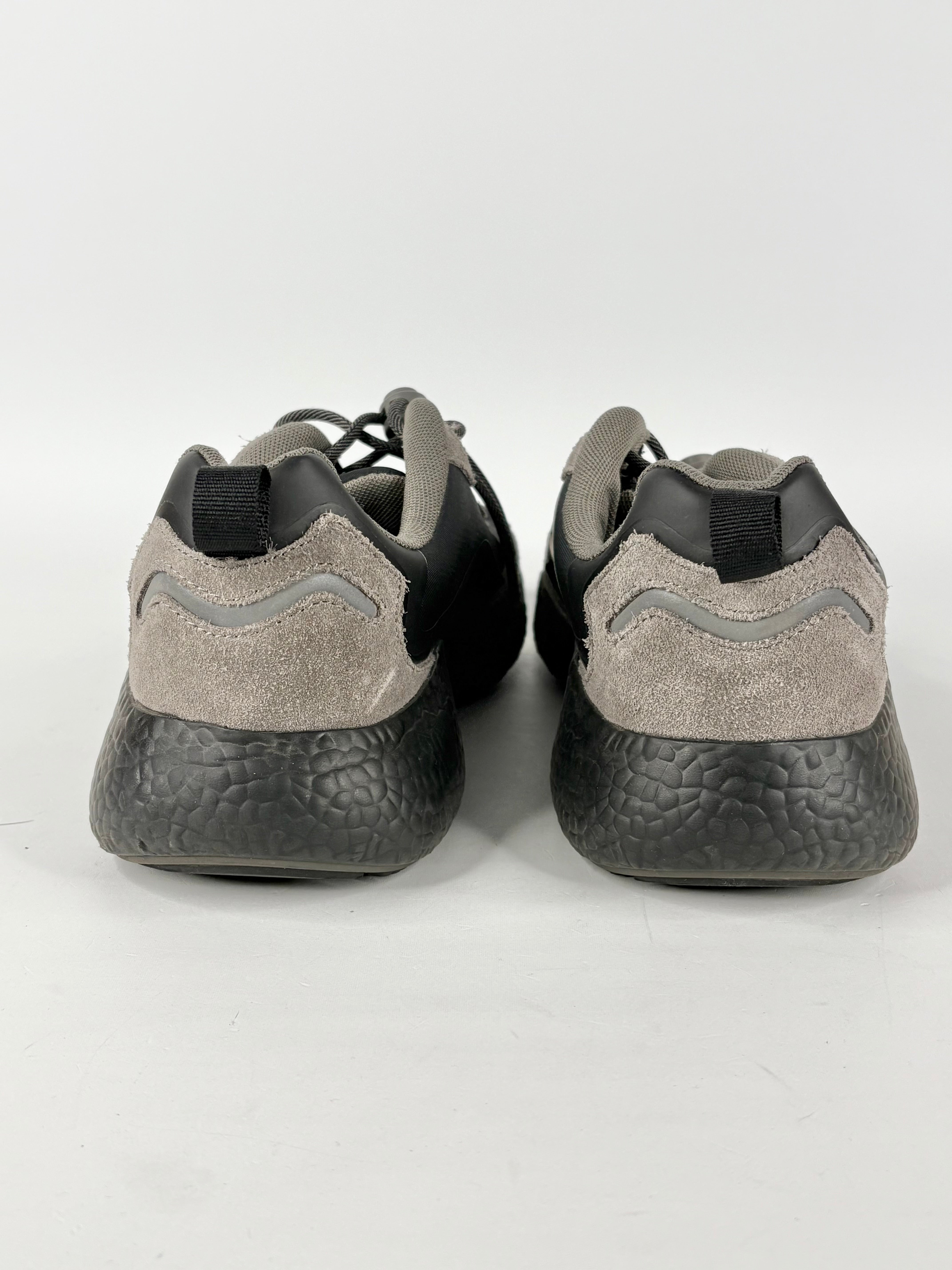 Calvin Klein Jeans Grey Suede & Black Sneakers - EU42