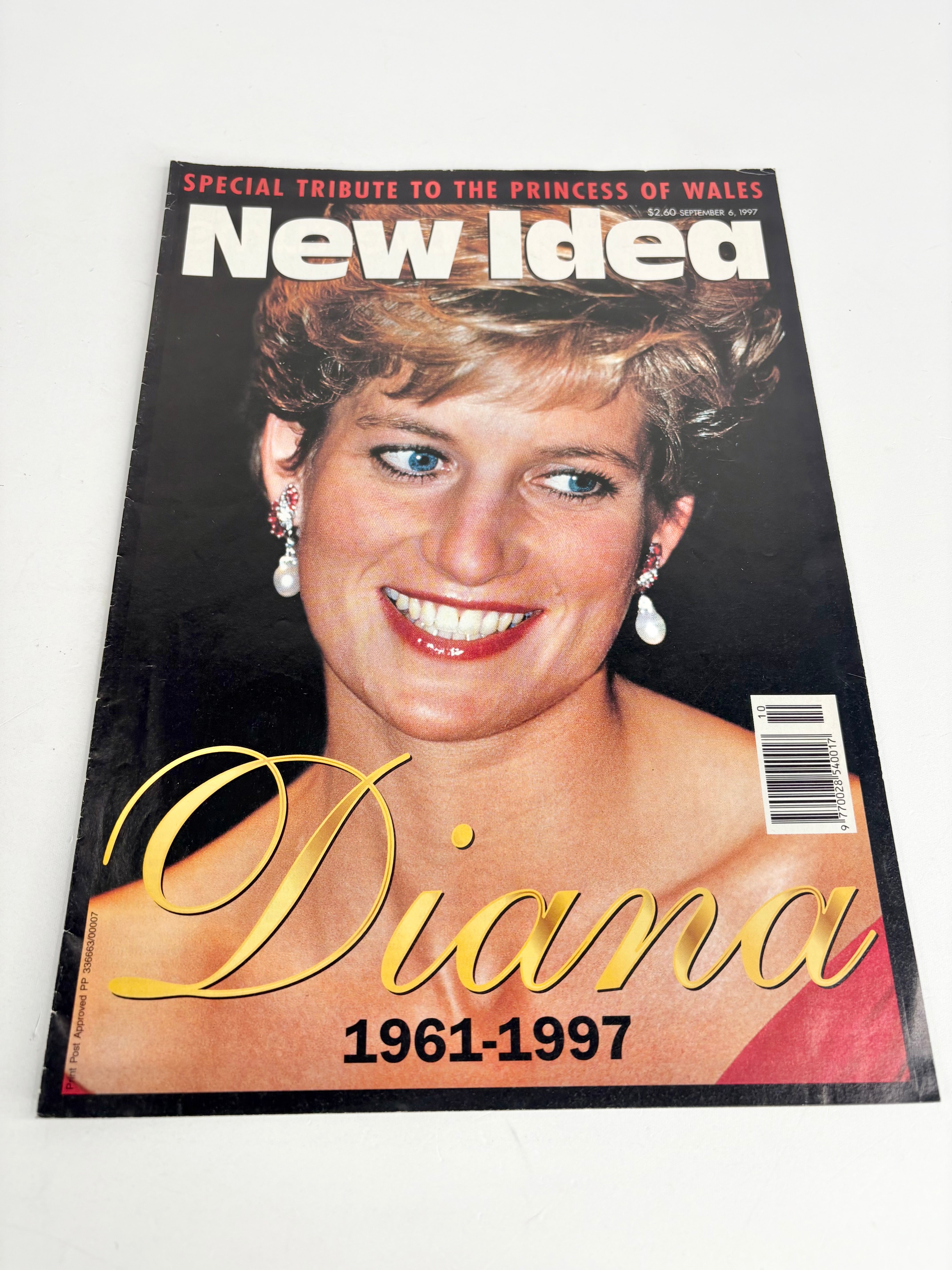 Assorted Princess Diana & Royal Family Newspapers & Magazines