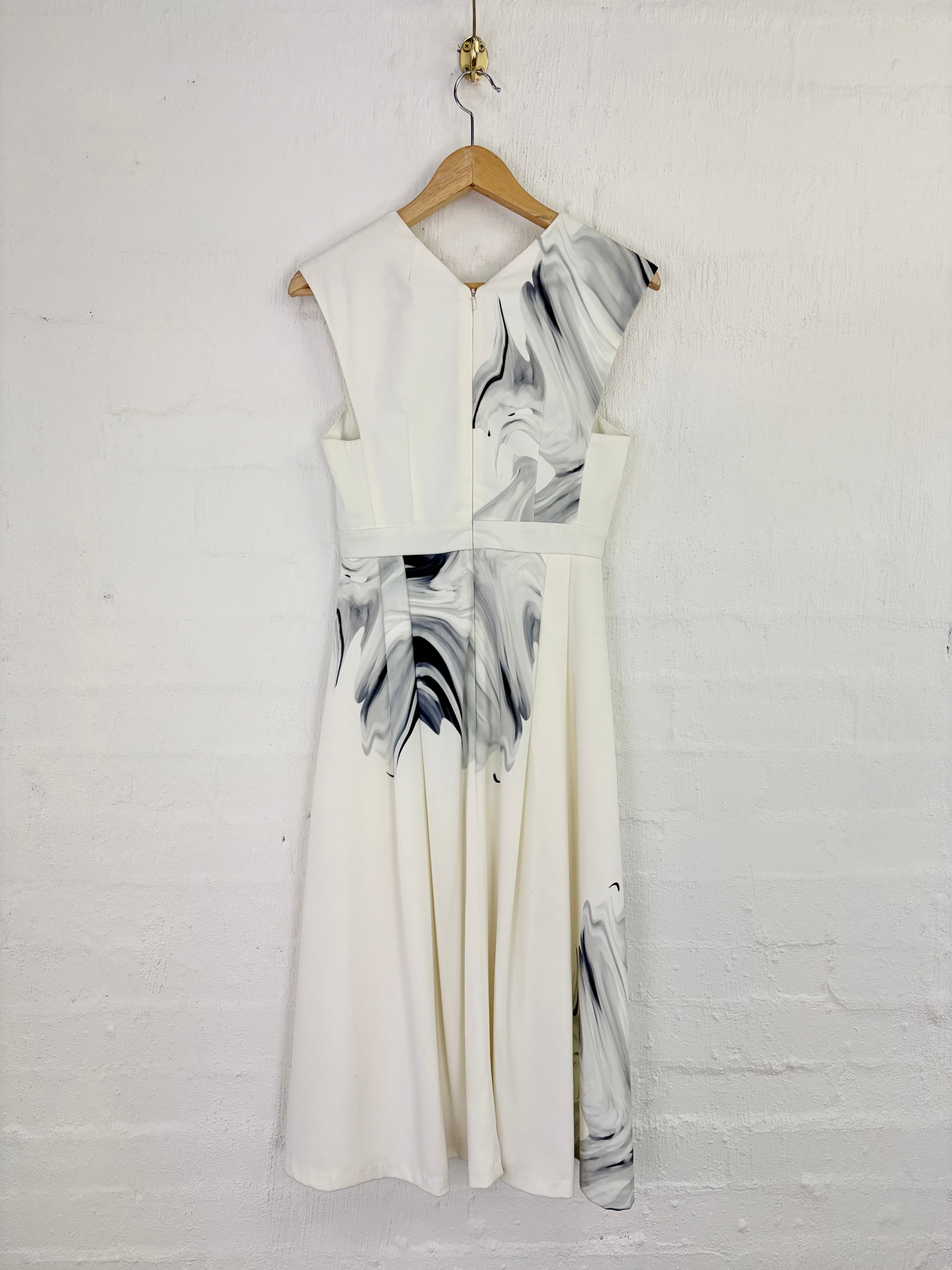 Sheike Marble Effect Empire Waist Dress - AU8