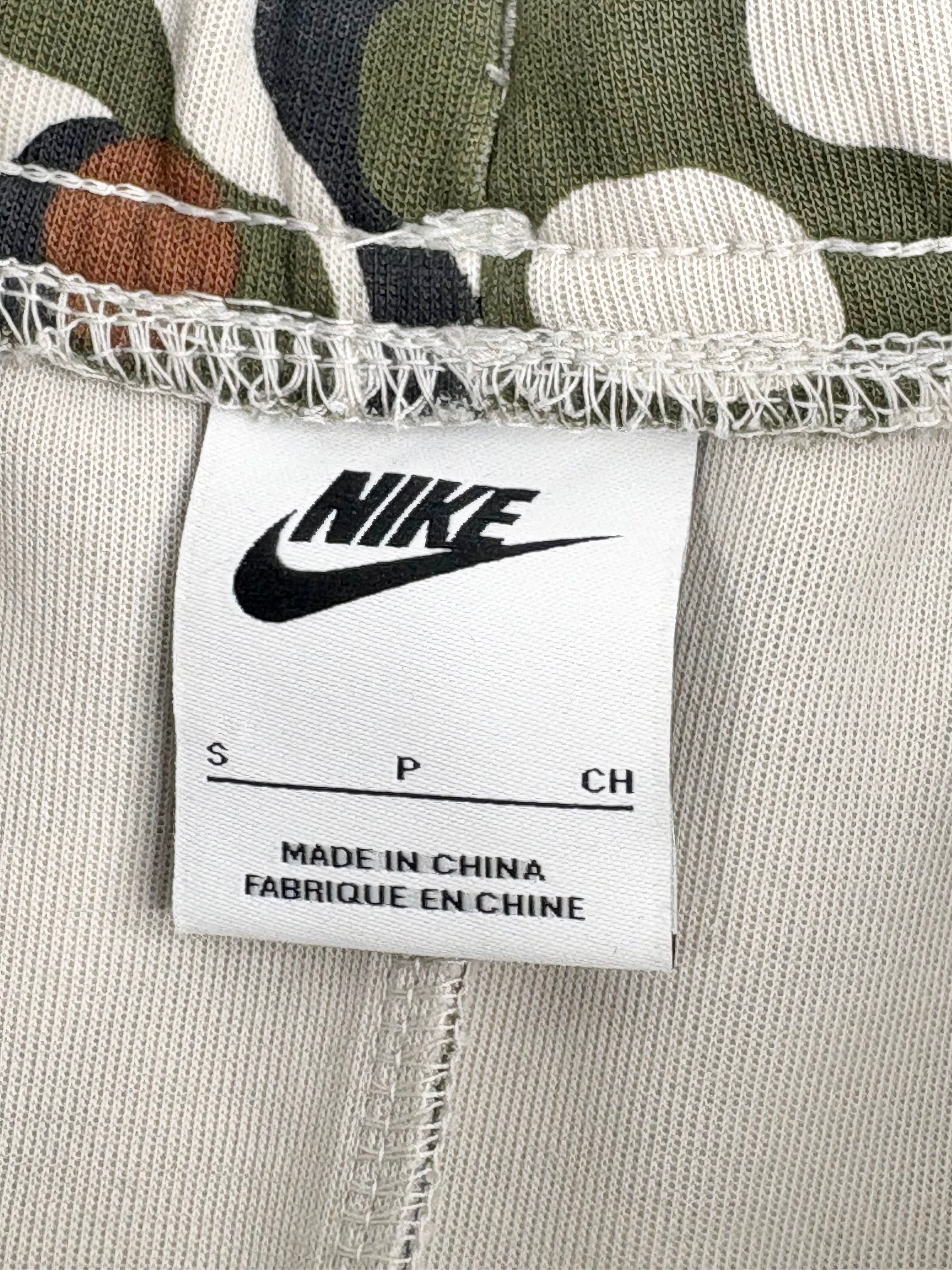 Nike Tech Fleece Camo Joggers - S