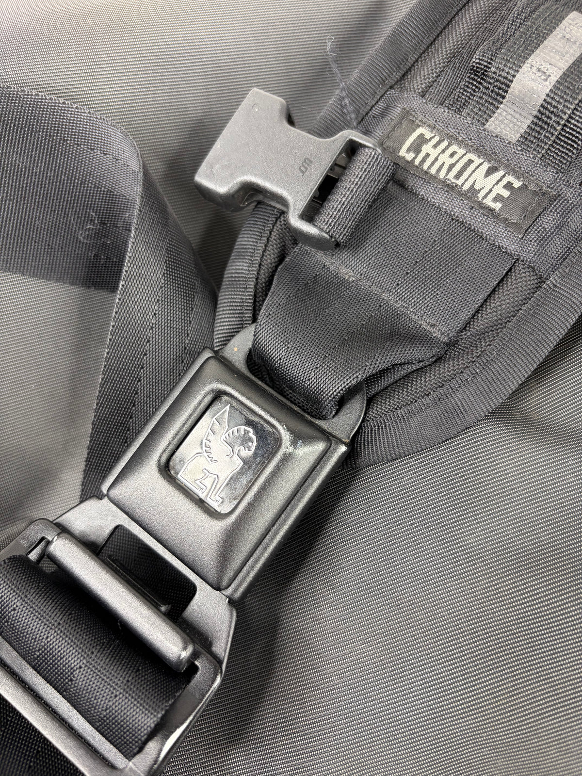 Chrome 24L Grey 'Citizen' Messenger Bag